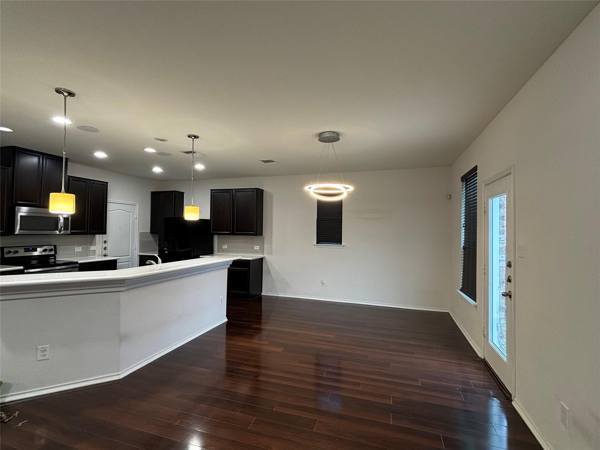 1012 Rio Azul Cv, Leander, TX 78641