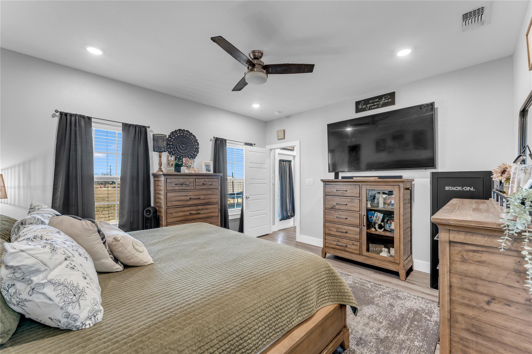 101 Cailin Ct, Burnet, TX 78611