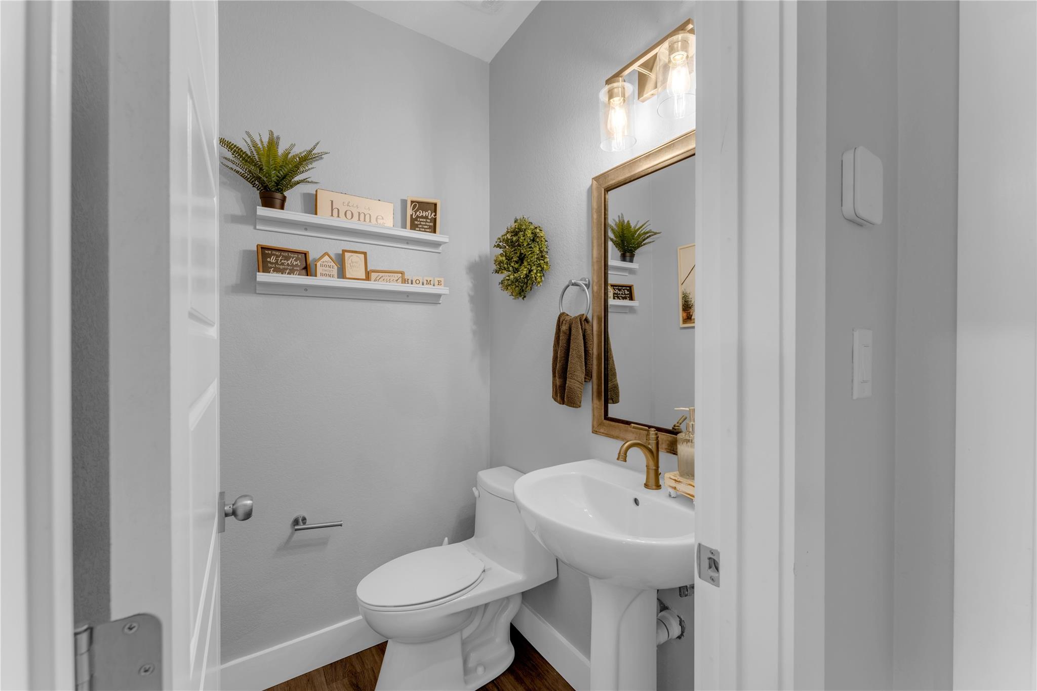 101 Cailin Ct, Burnet, TX 78611