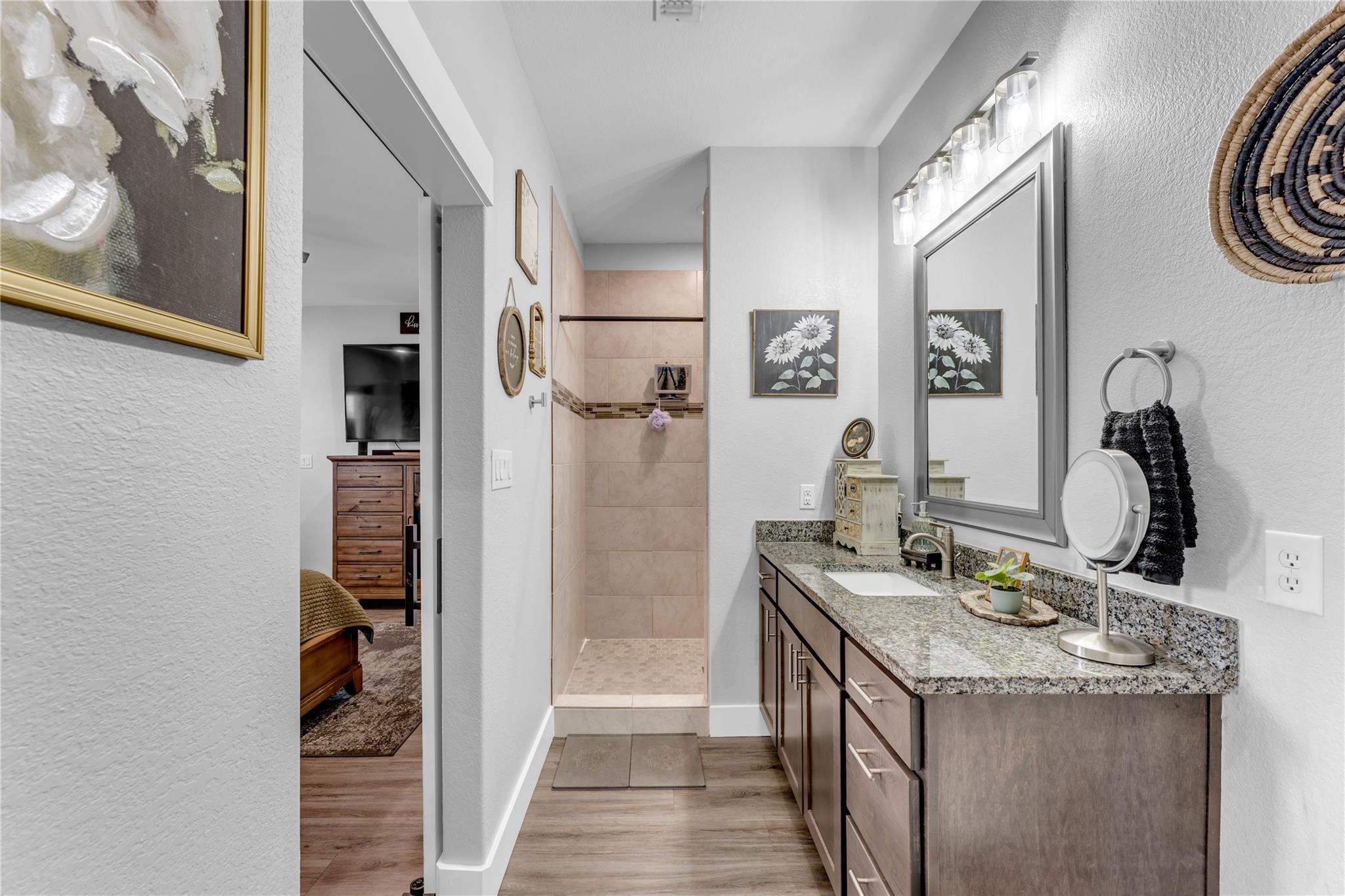 101 Cailin Ct, Burnet, TX 78611