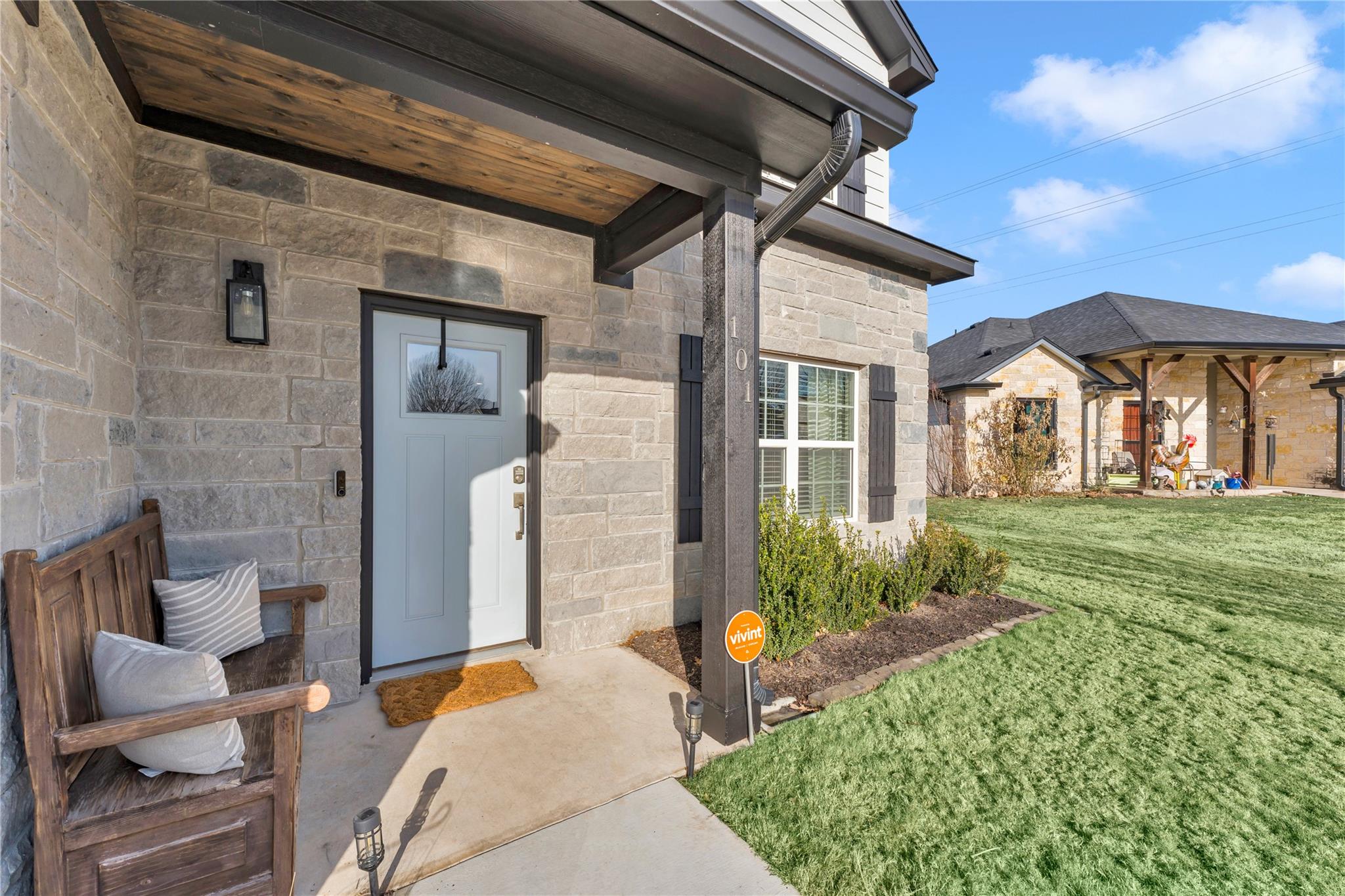 101 Cailin Ct, Burnet, TX 78611