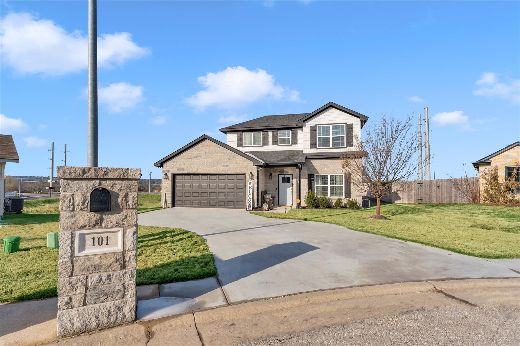 101 Cailin Ct, Burnet, TX 78611