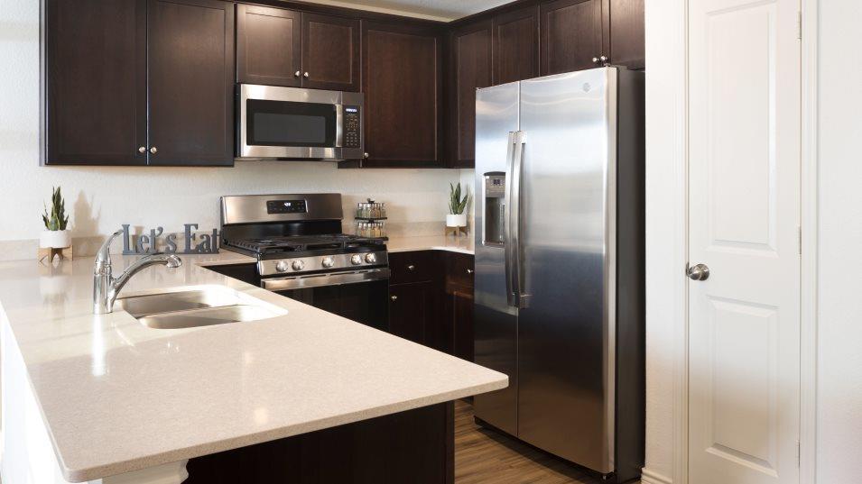 102 Parsons, Kyle, TX 78640