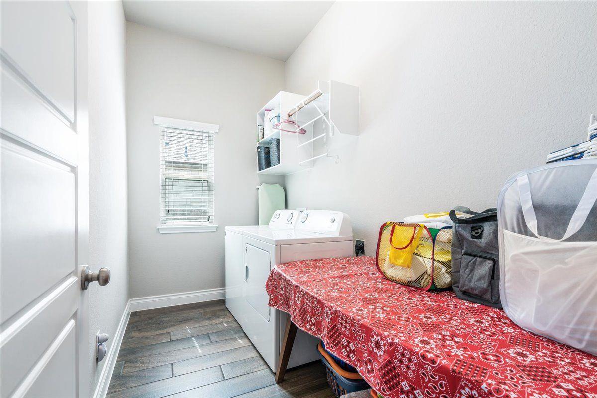 217 Cherokee Rose Cir, Georgetown, TX 78626