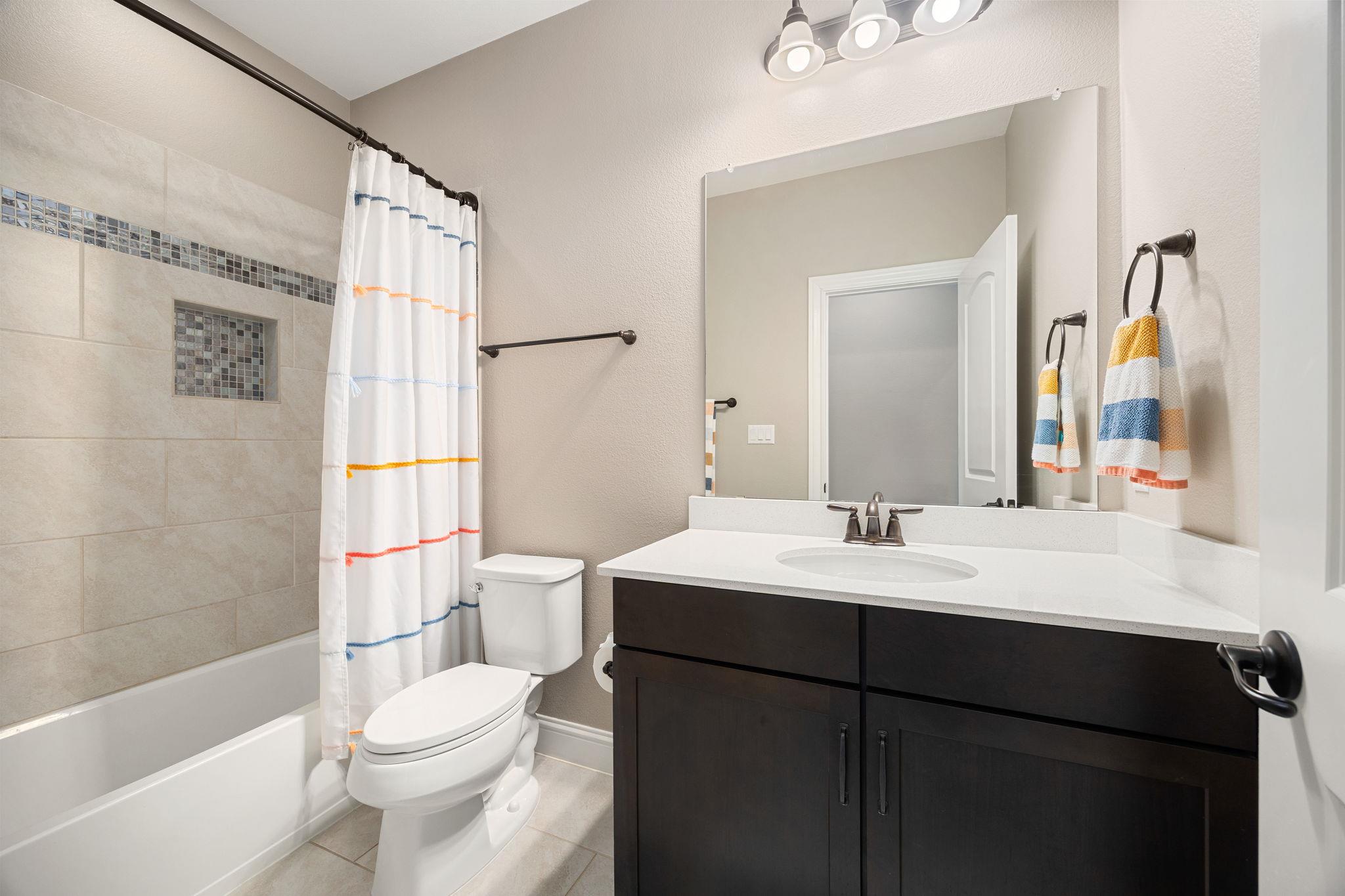 875 Spectacular Bid Dr, Austin, TX 78737