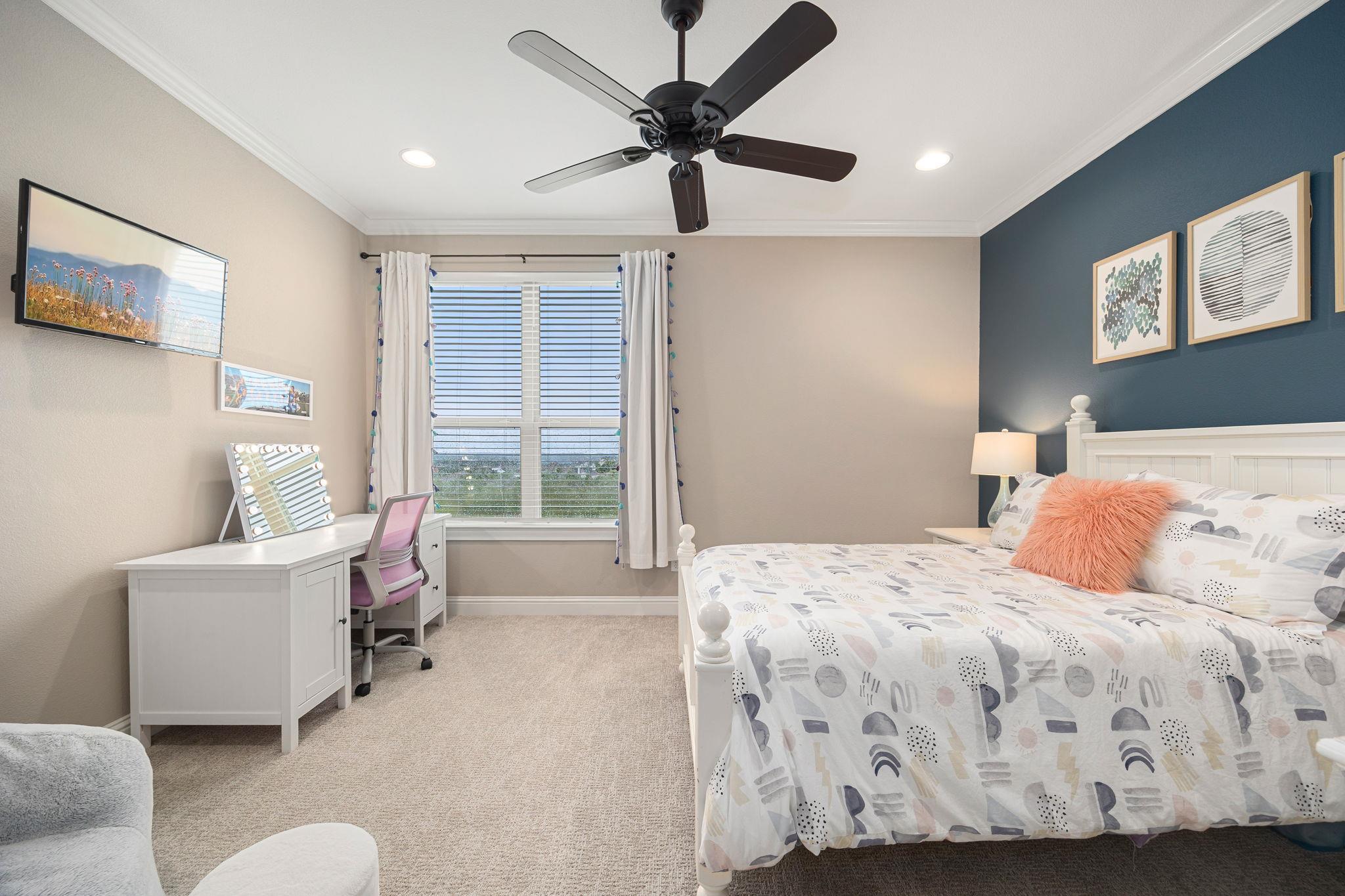 875 Spectacular Bid Dr, Austin, TX 78737