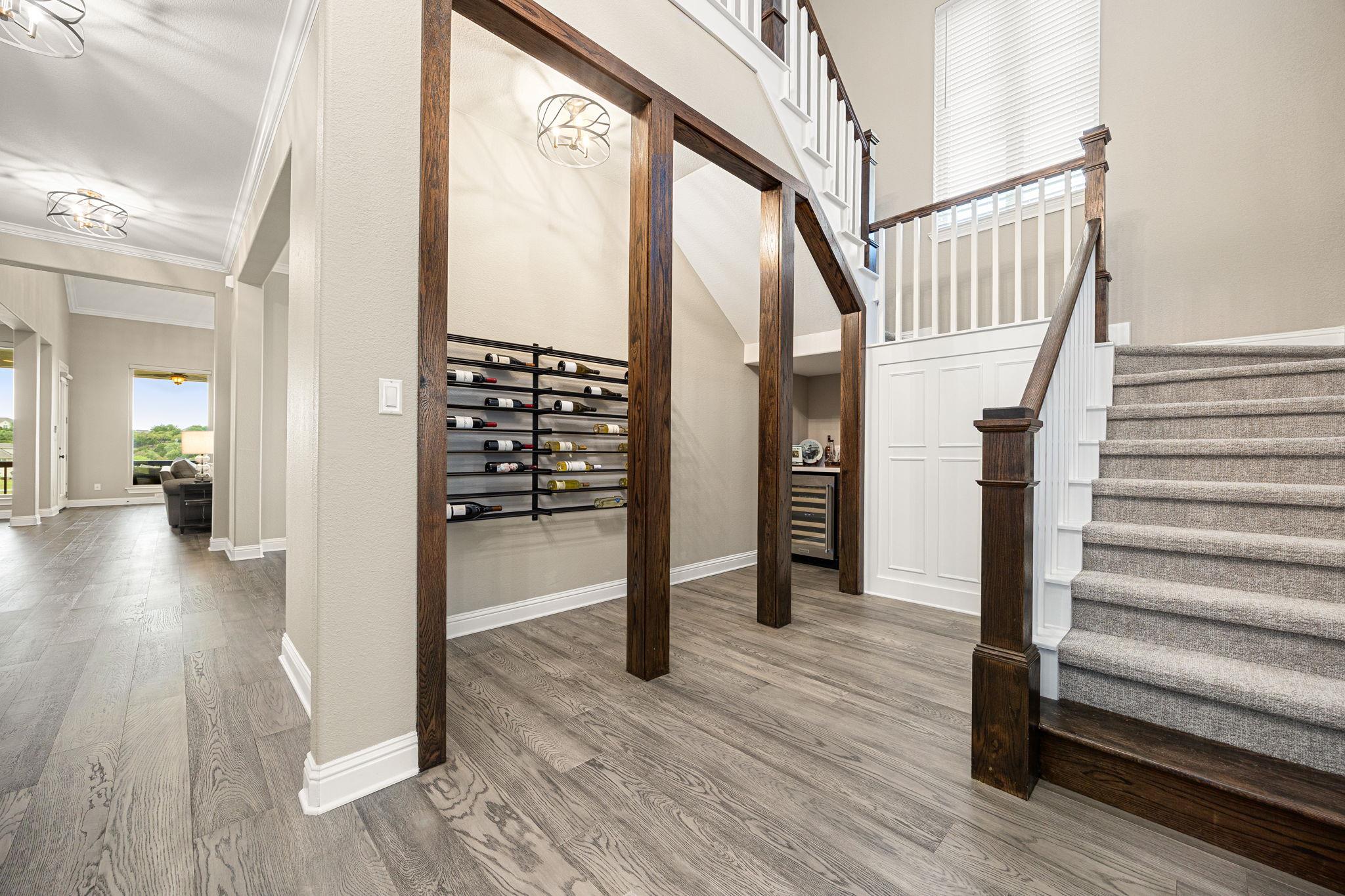 875 Spectacular Bid Dr, Austin, TX 78737