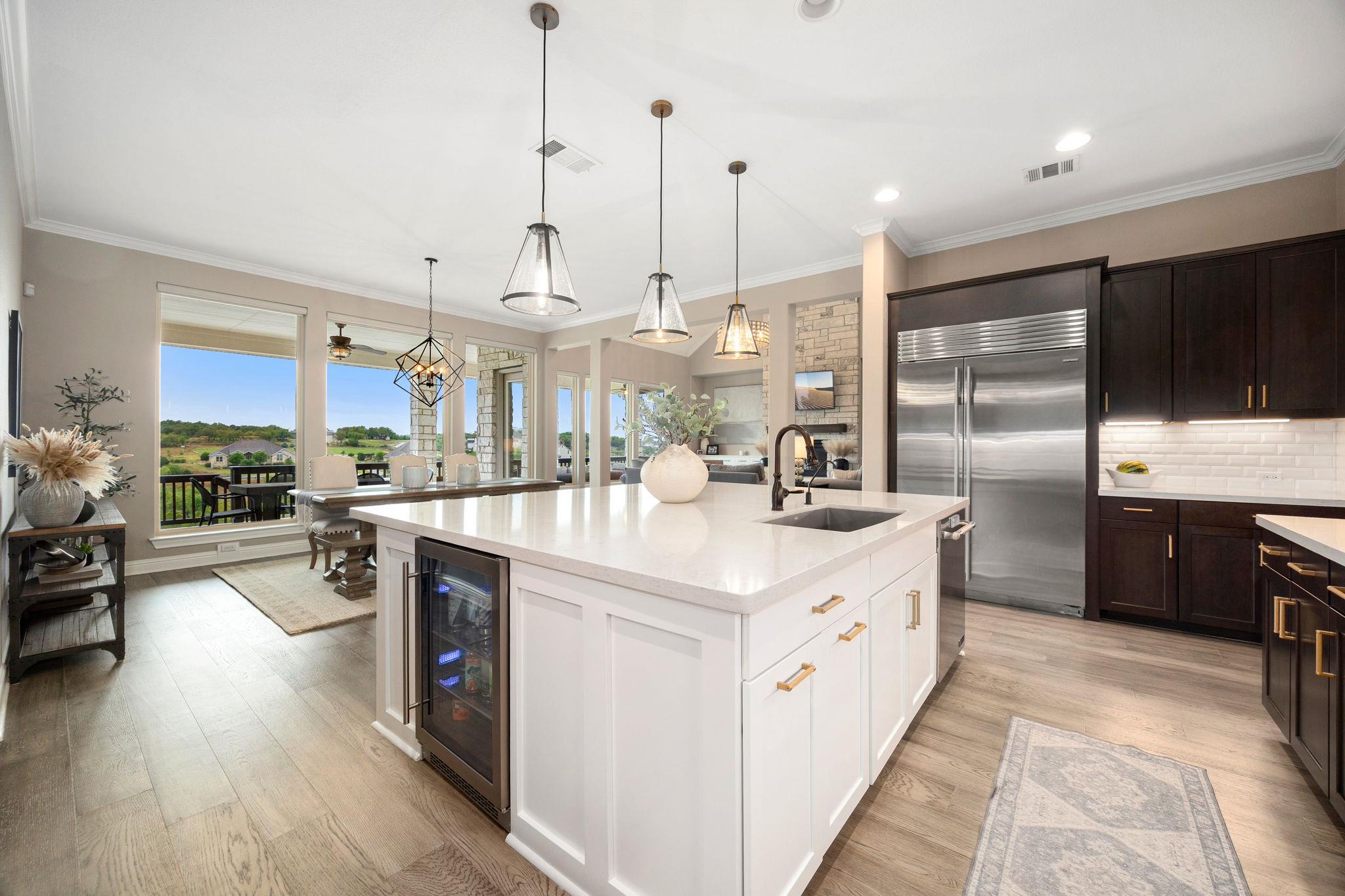 875 Spectacular Bid Dr, Austin, TX 78737