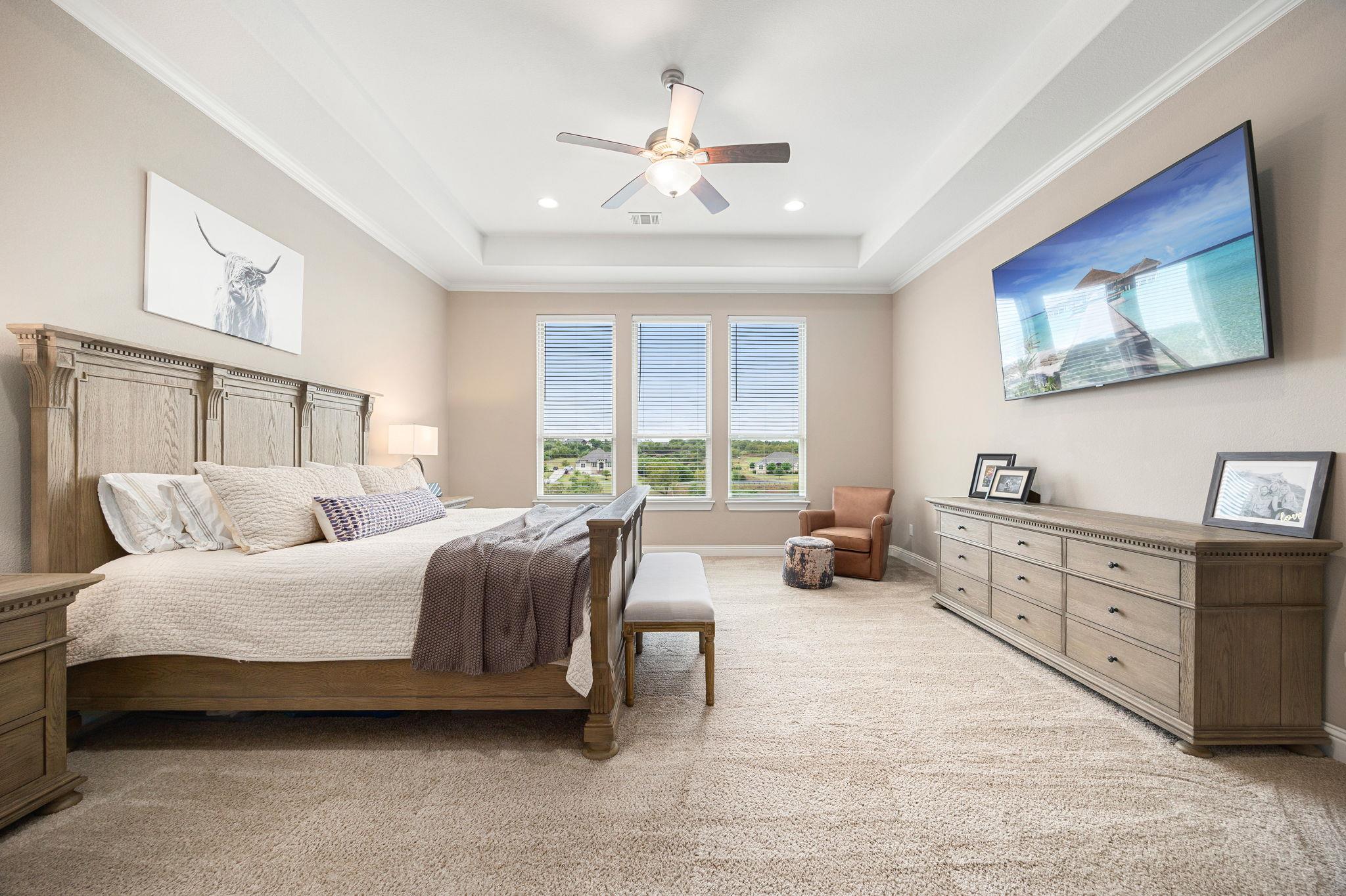 875 Spectacular Bid Dr, Austin, TX 78737