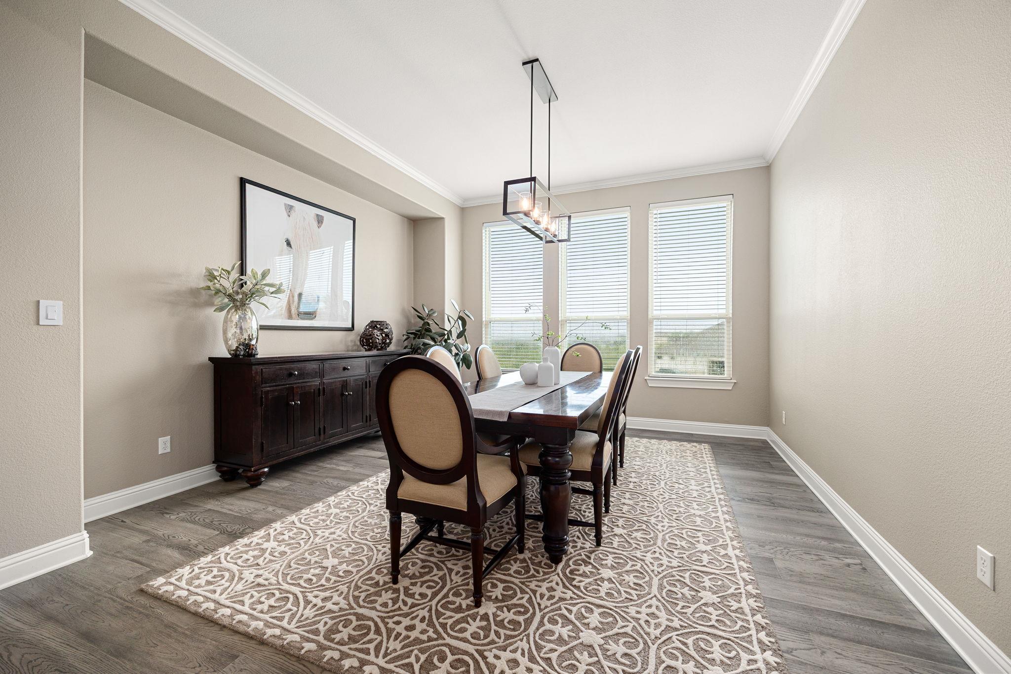 875 Spectacular Bid Dr, Austin, TX 78737