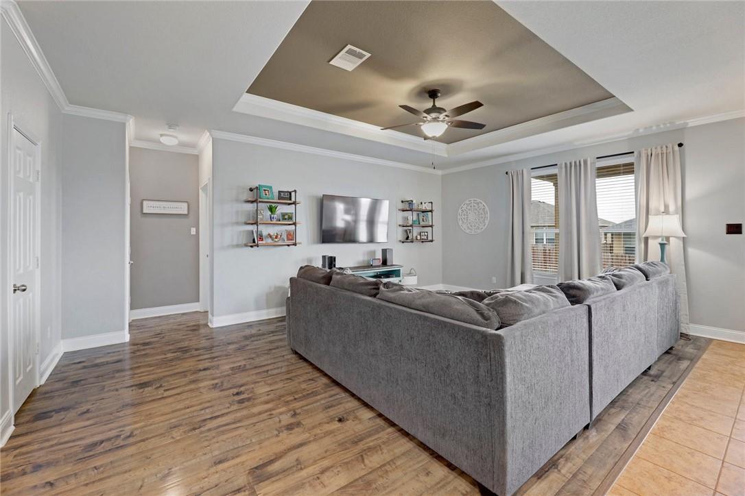 73 Mallard Ln, Leander, TX 78641