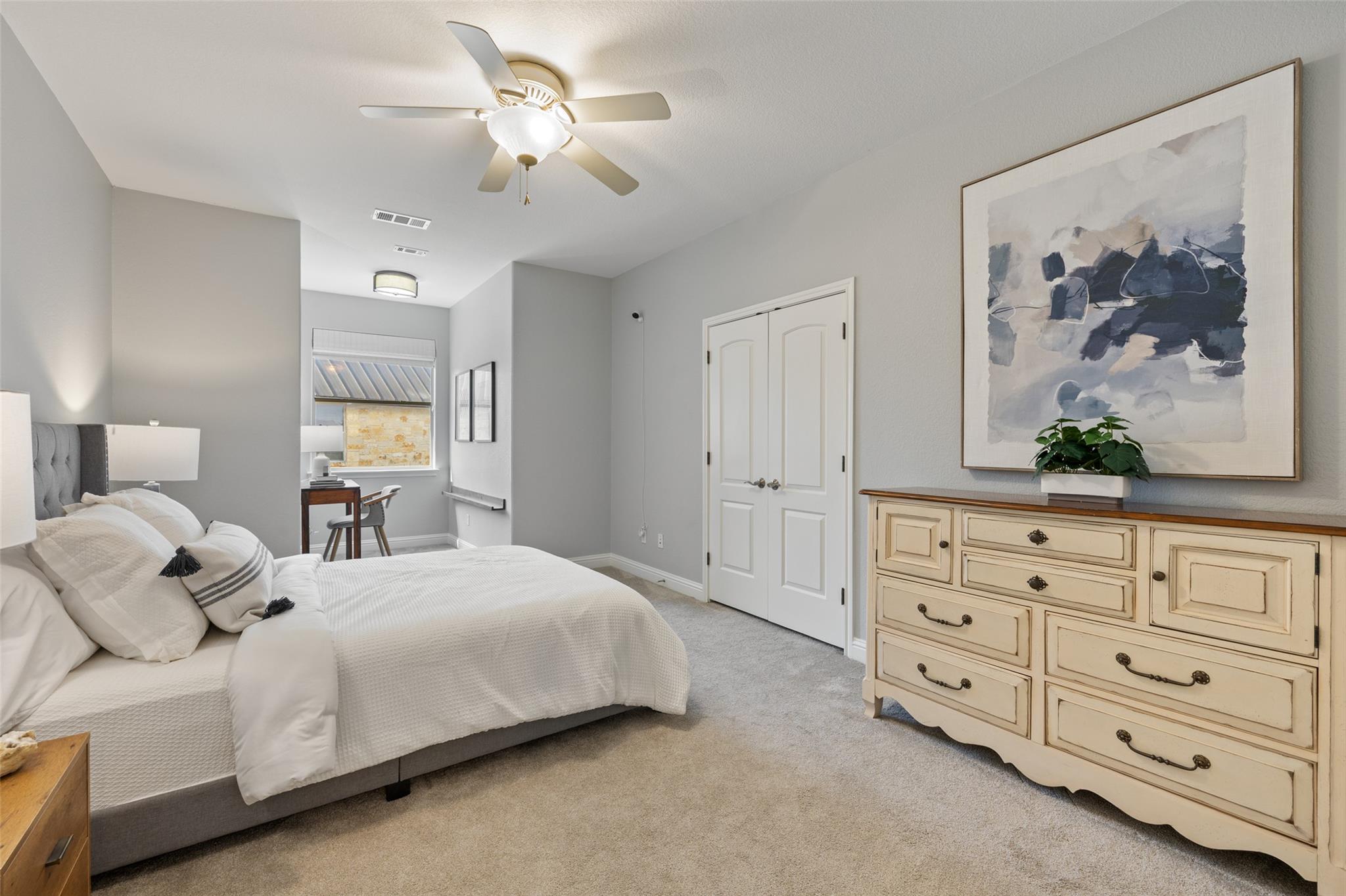 7916 Crandall Rd, Austin, TX 78739