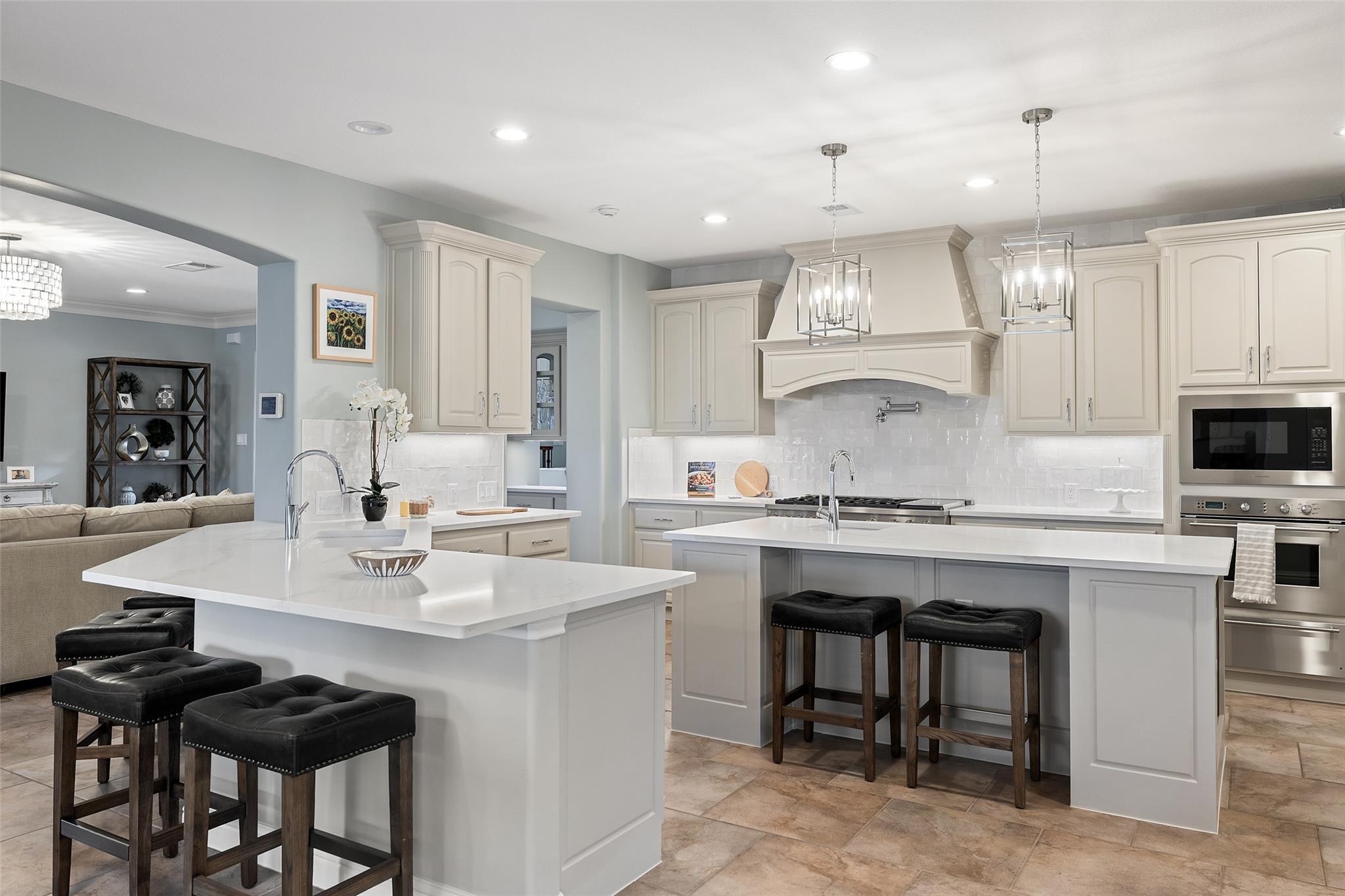 7916 Crandall Rd, Austin, TX 78739