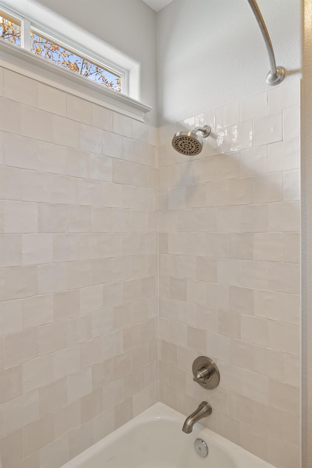 7916 Crandall Rd, Austin, TX 78739