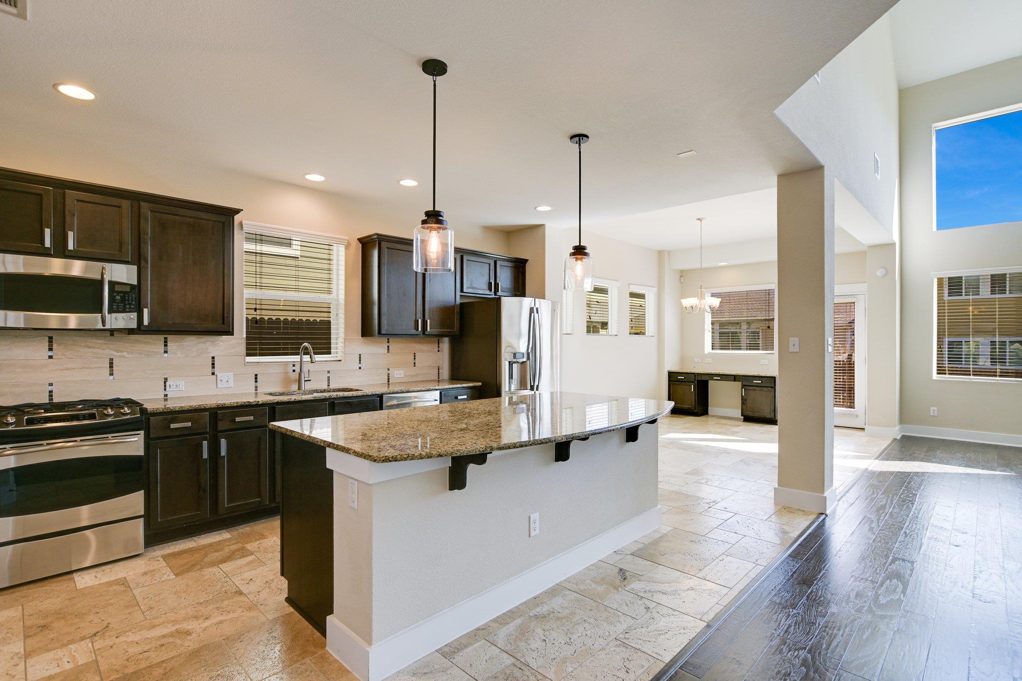 11913 Natures Bnd, Austin, TX 78753