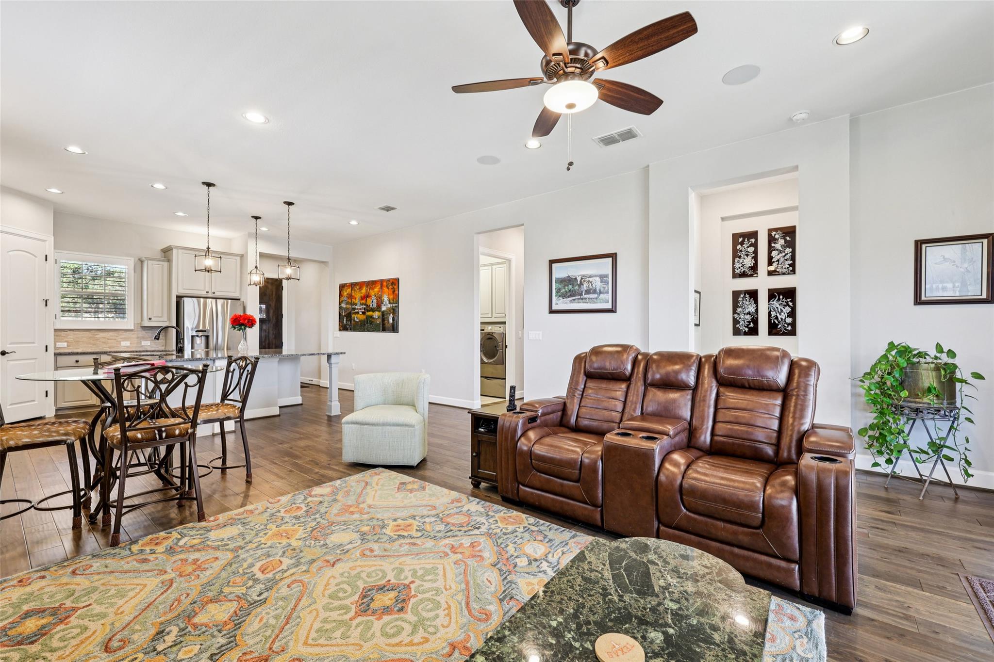 259 Sowing Oak Dr, San Marcos, TX 78666