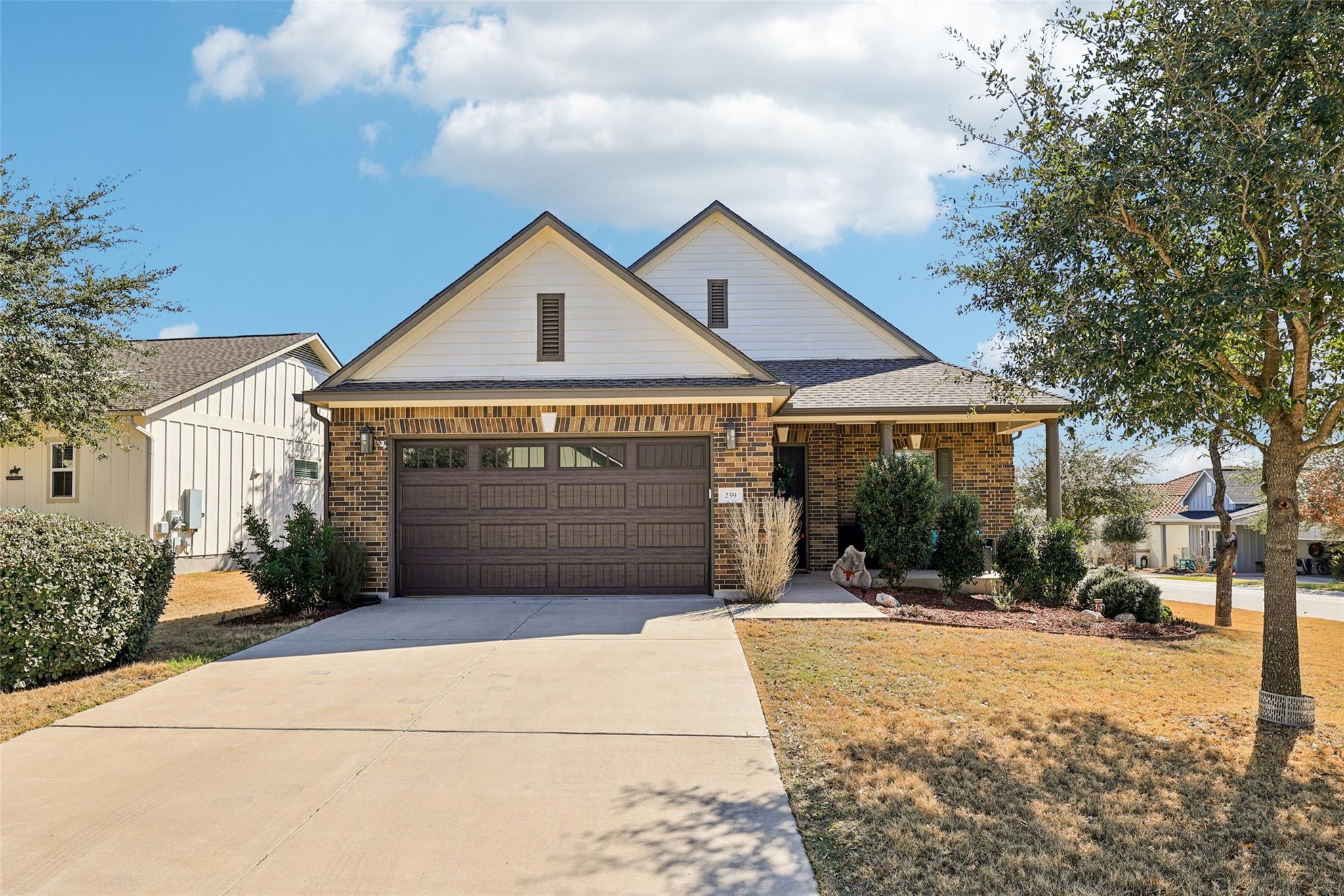 259 Sowing Oak Dr, San Marcos, TX 78666