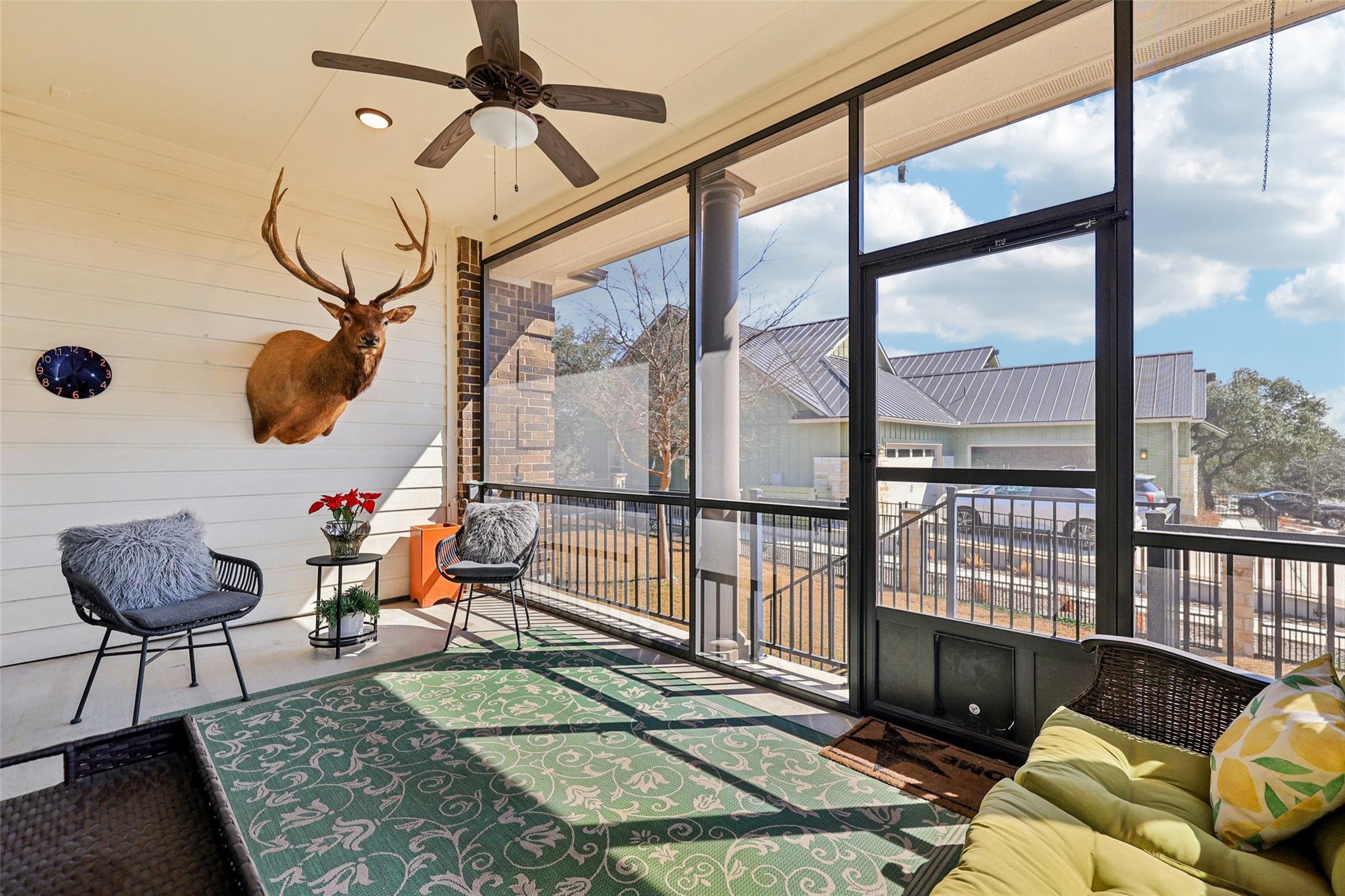 259 Sowing Oak Dr, San Marcos, TX 78666