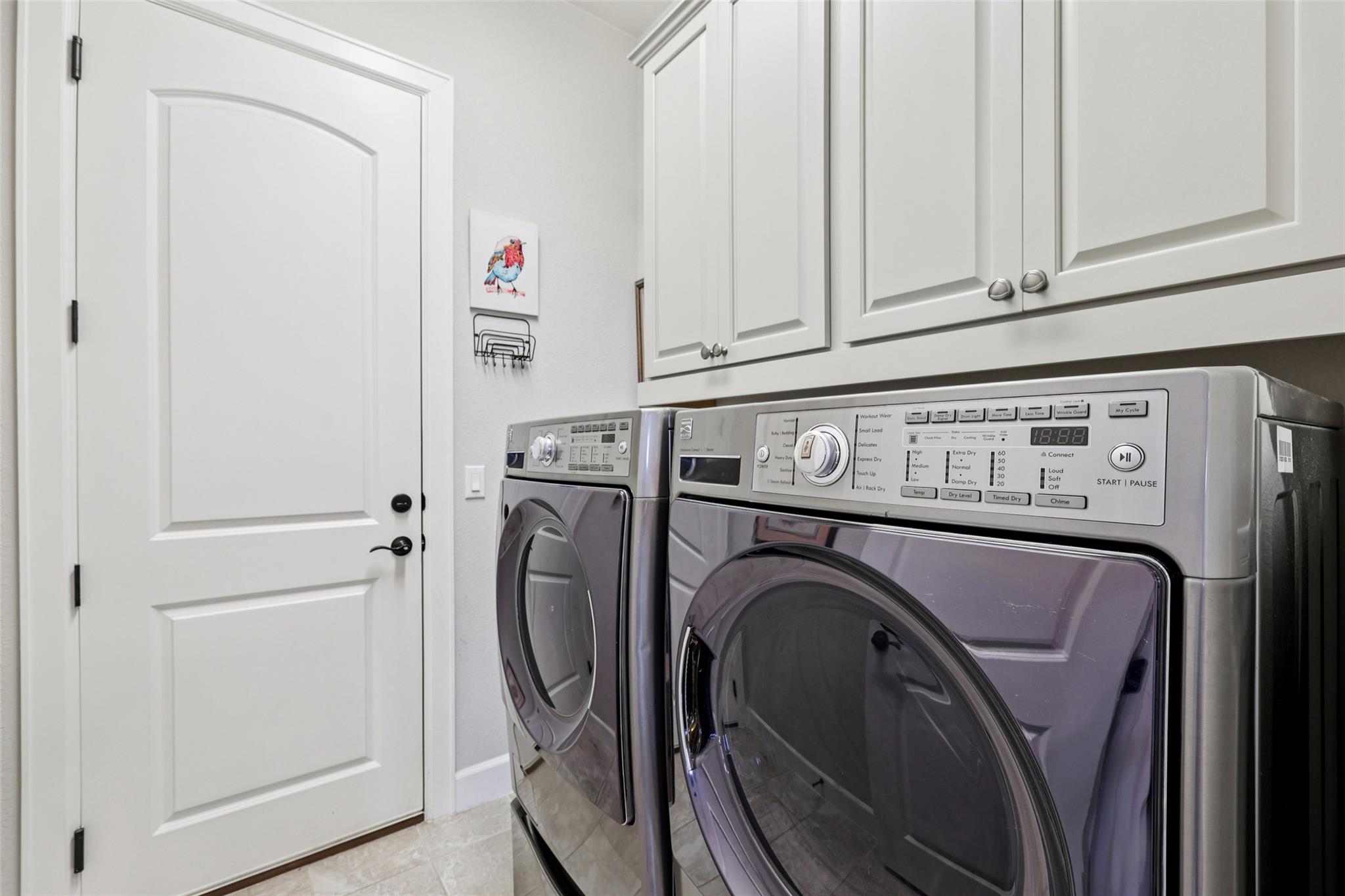 259 Sowing Oak Dr, San Marcos, TX 78666