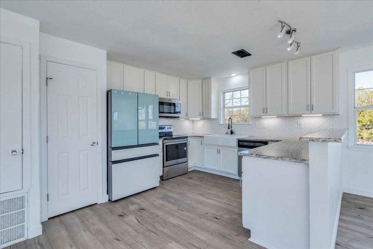 8204 Williamson Creek Dr, Austin, TX 78736