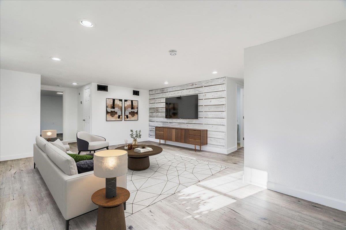 8204 Williamson Creek Dr, Austin, TX 78736