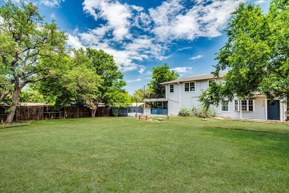 8204 Williamson Creek Dr, Austin, TX 78736