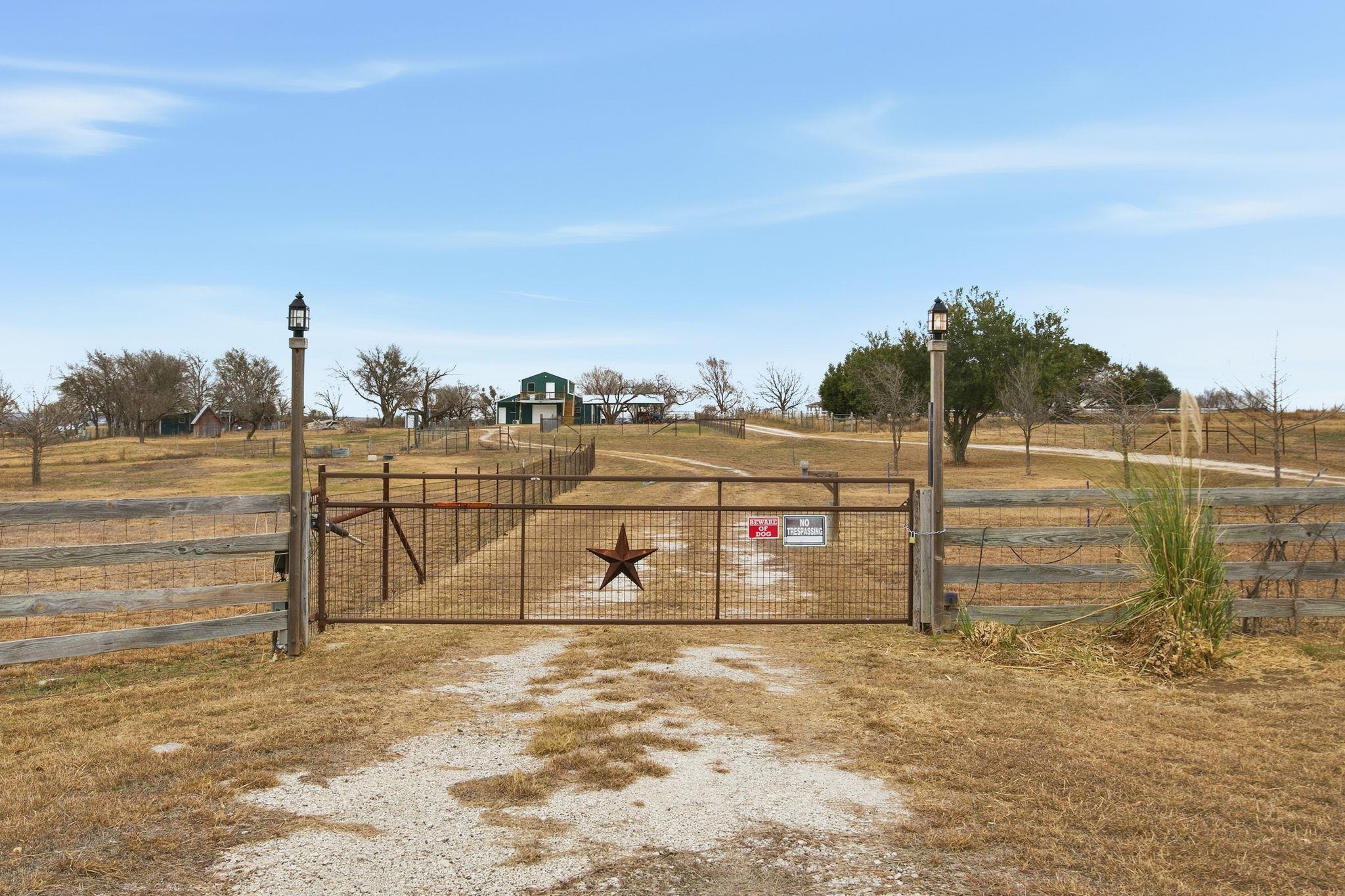 610 Eastview Dr, Georgetown, TX 78626