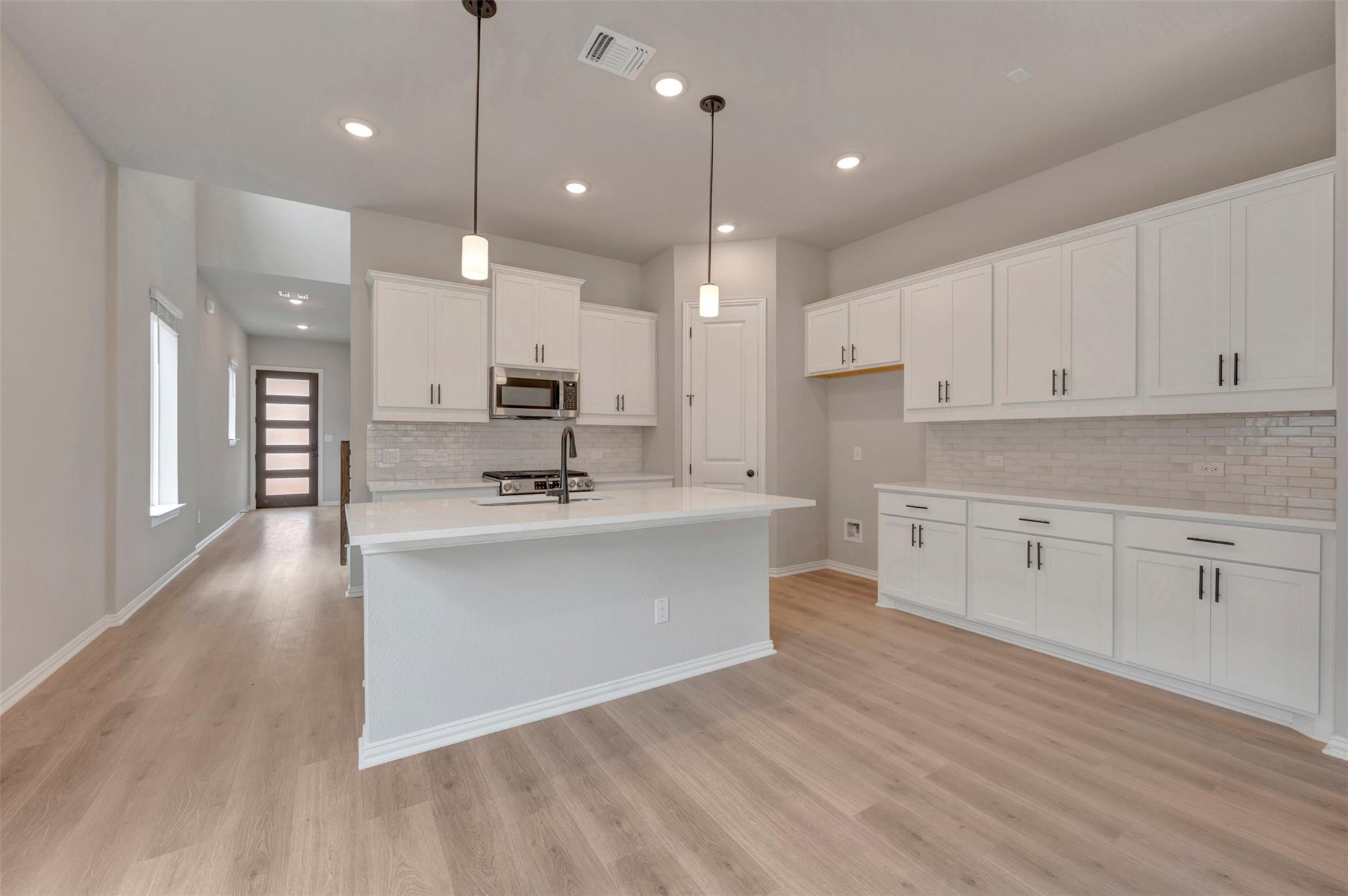 178 Grayson Elm Pass, Dripping Springs, TX 78620