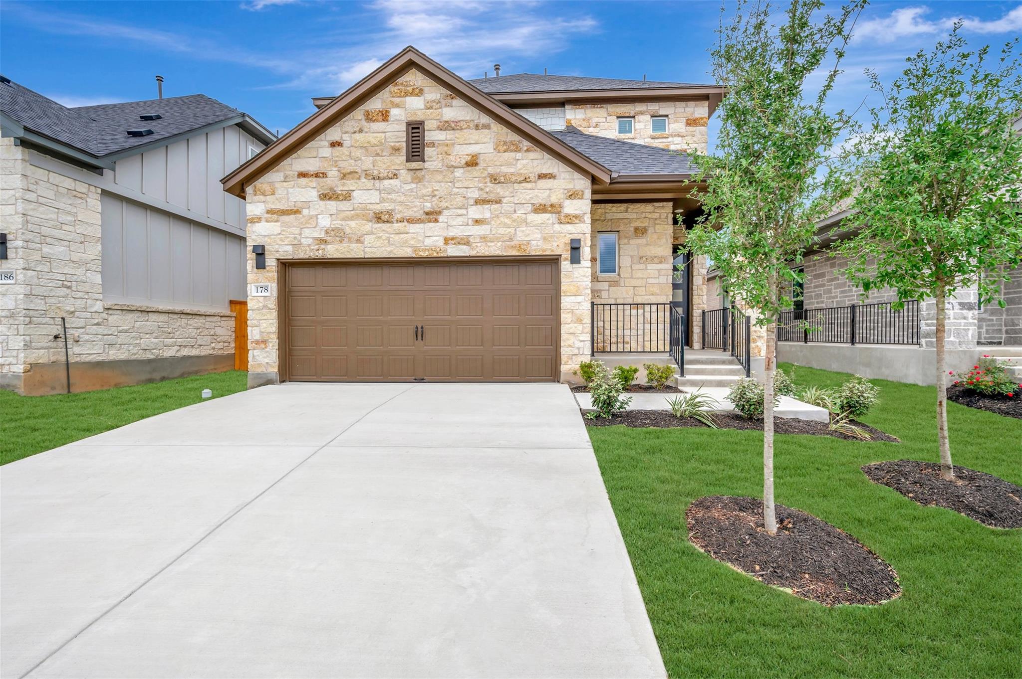 178 Grayson Elm Pass, Dripping Springs, TX 78620