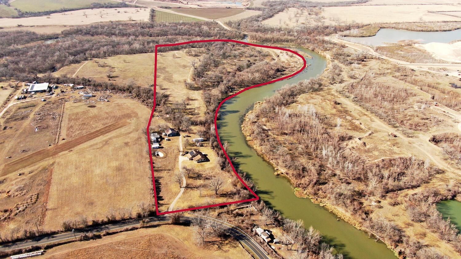 1800 Caldwell Ln, Del Valle, TX 78617