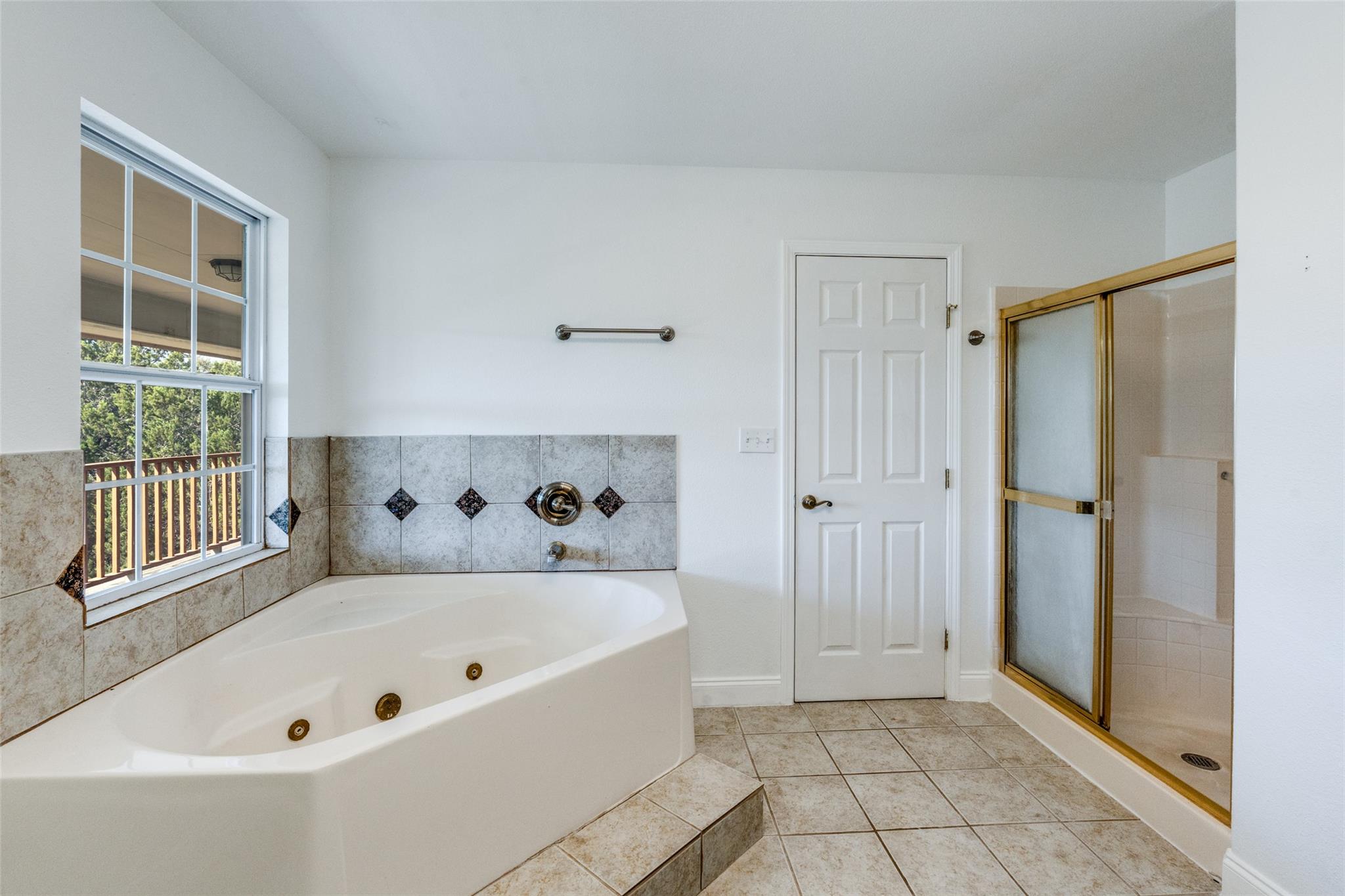 34970 Smithson Valley Rd, Bulverde, TX 78163