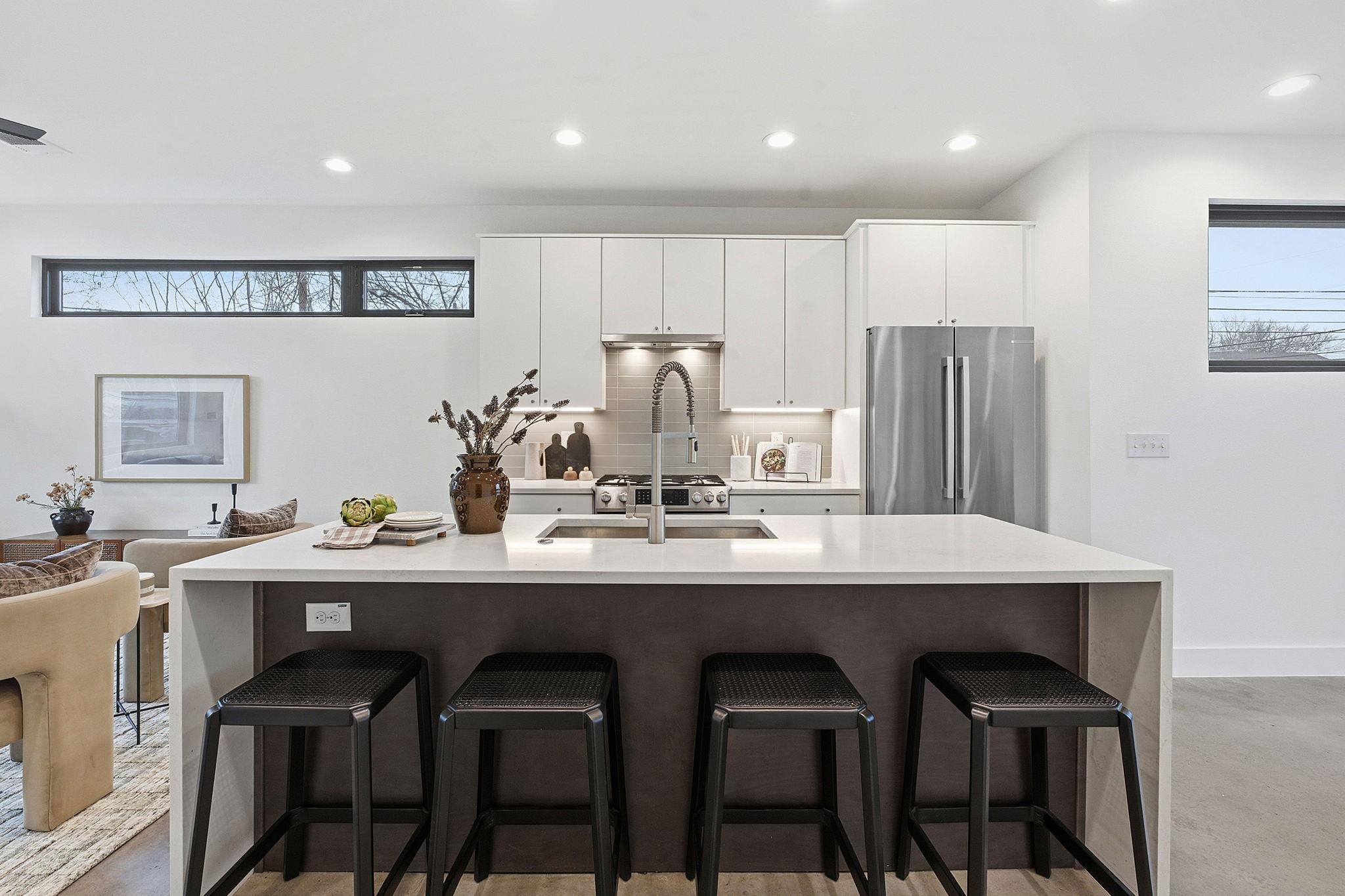 2411 Santa Rosa St # A, Austin, TX 78702