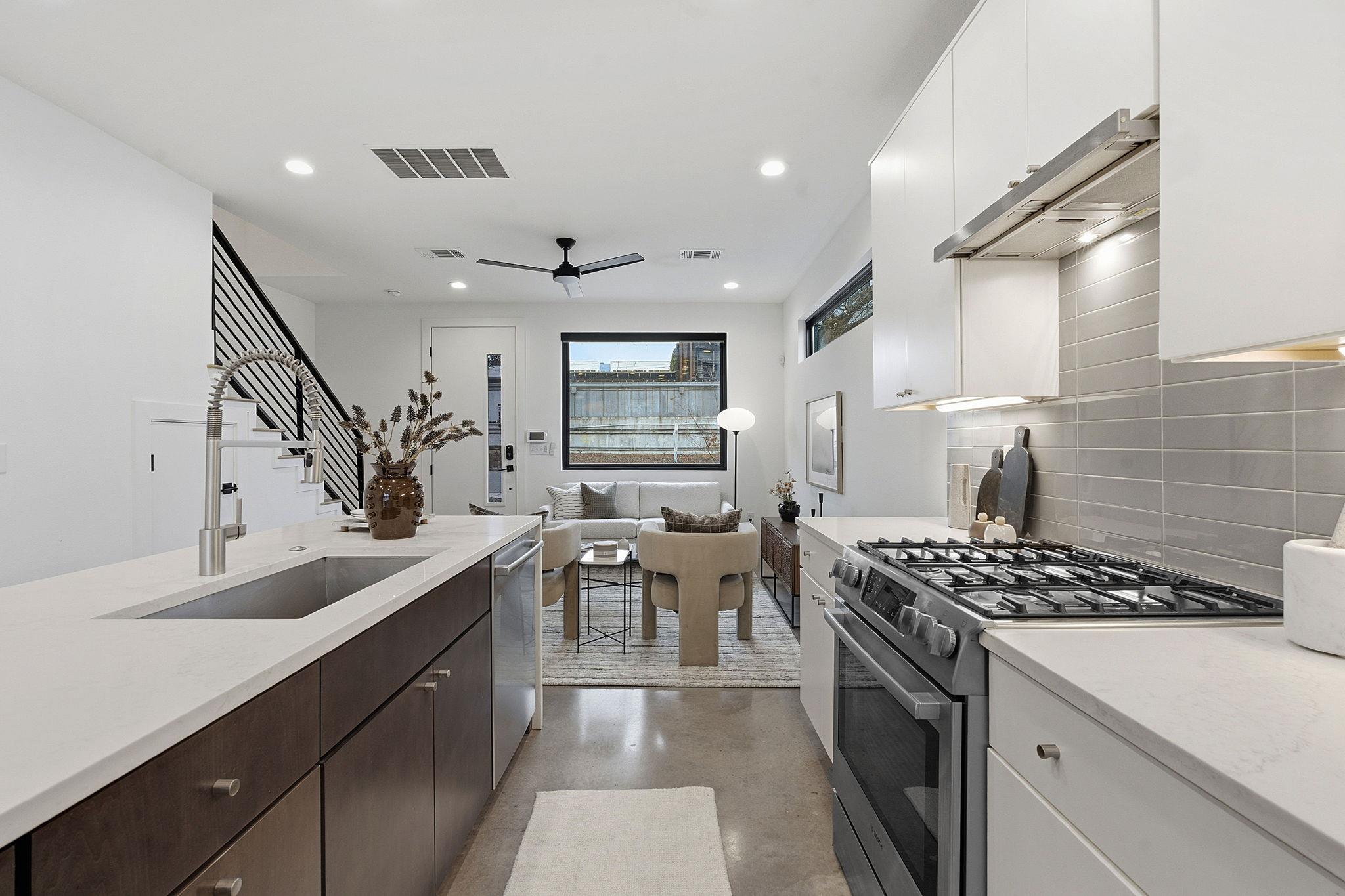 2411 Santa Rosa St # A, Austin, TX 78702