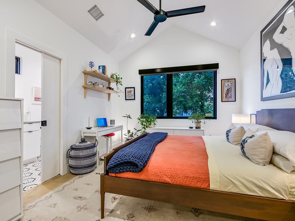 2411 Santa Rosa St # A, Austin, TX 78702