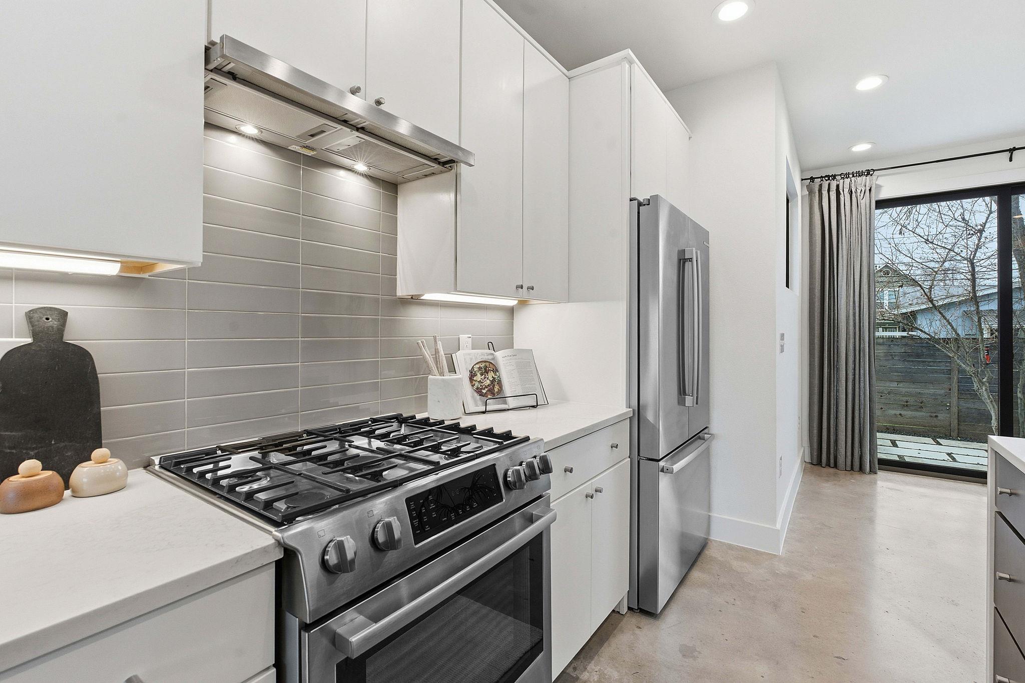 2411 Santa Rosa St # A, Austin, TX 78702