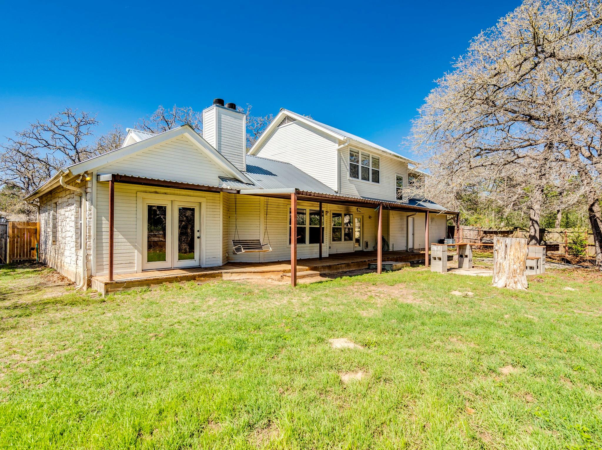 119 Briarwood Ln, Elgin, TX 78621