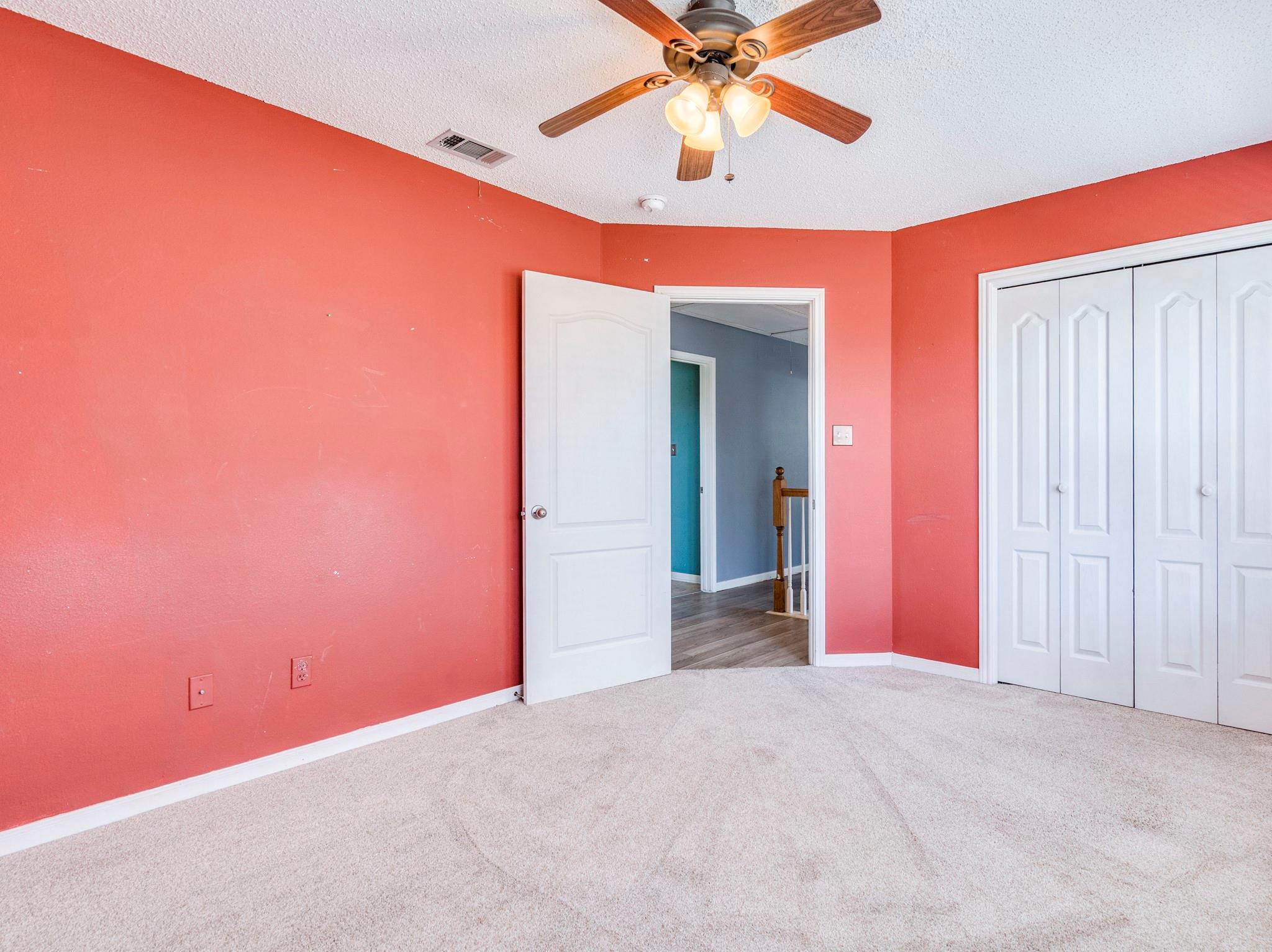 119 Briarwood Ln, Elgin, TX 78621