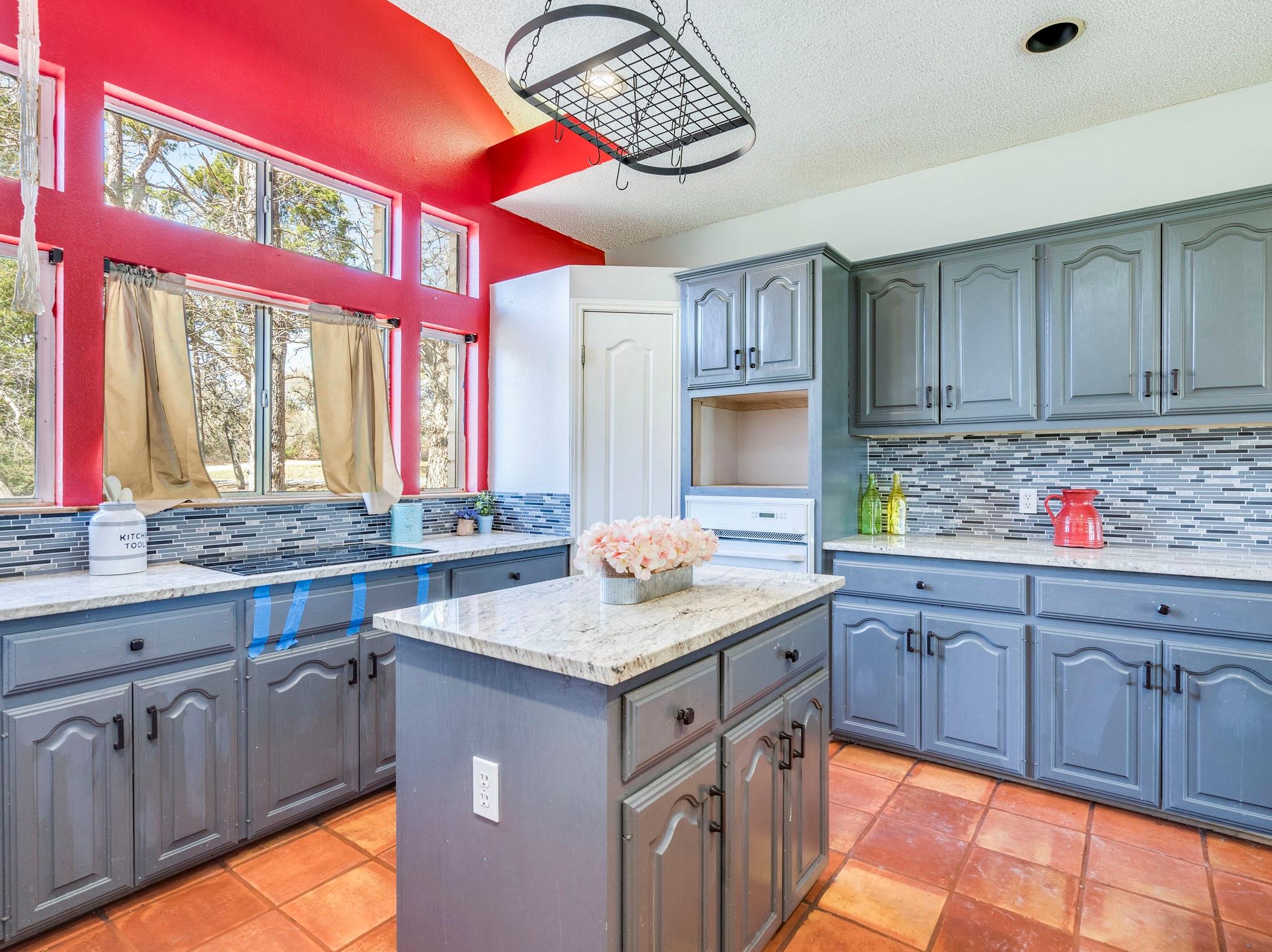 119 Briarwood Ln, Elgin, TX 78621