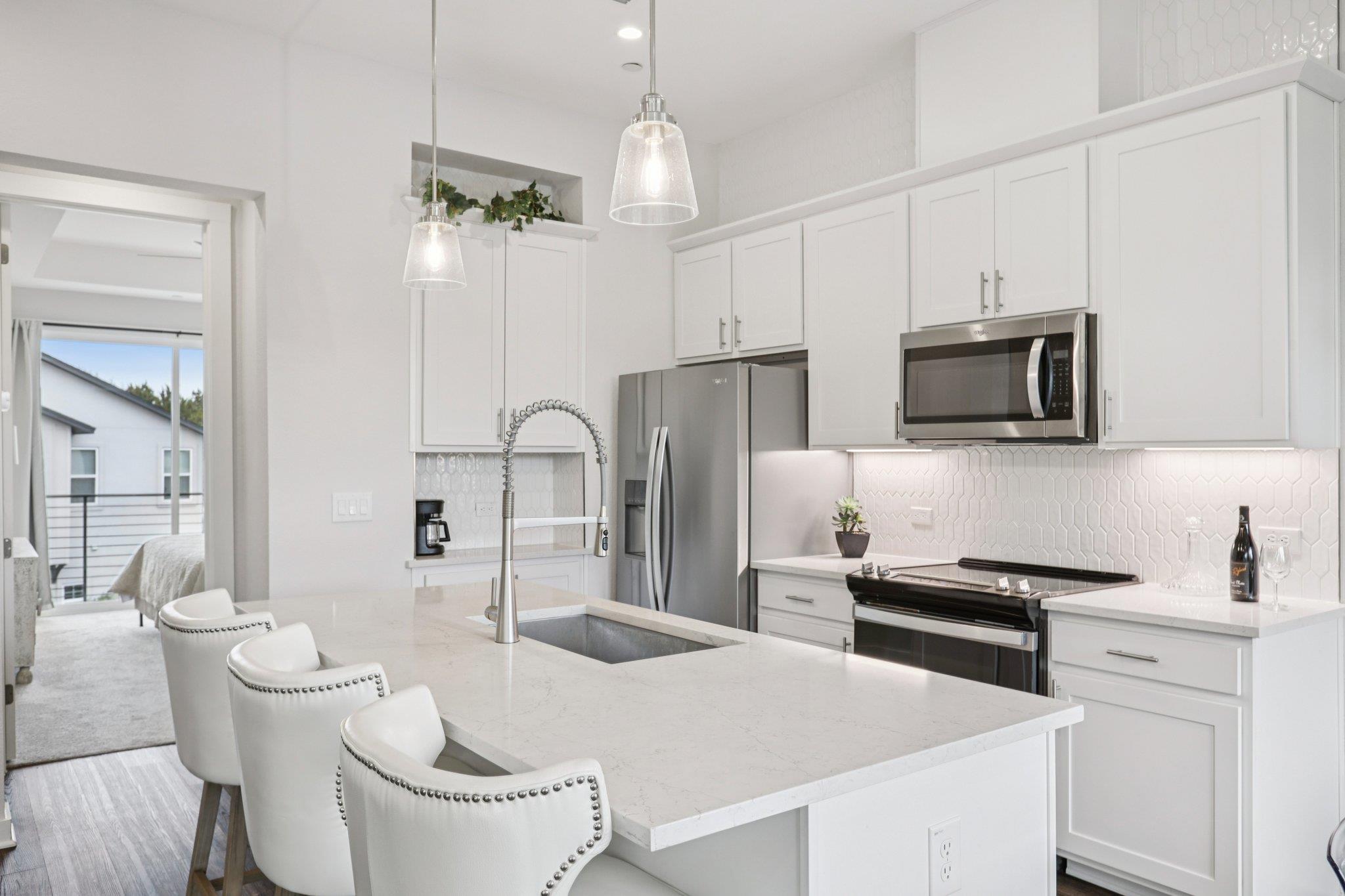 12001 Vista Parke Dr # 1104, Austin, TX 78726