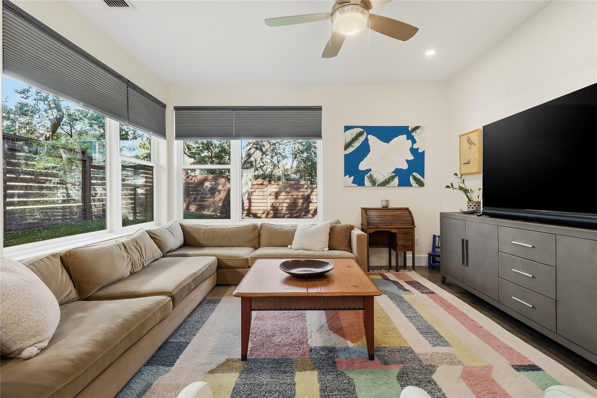 1513 Forest Trl # 3, Austin, TX 78703