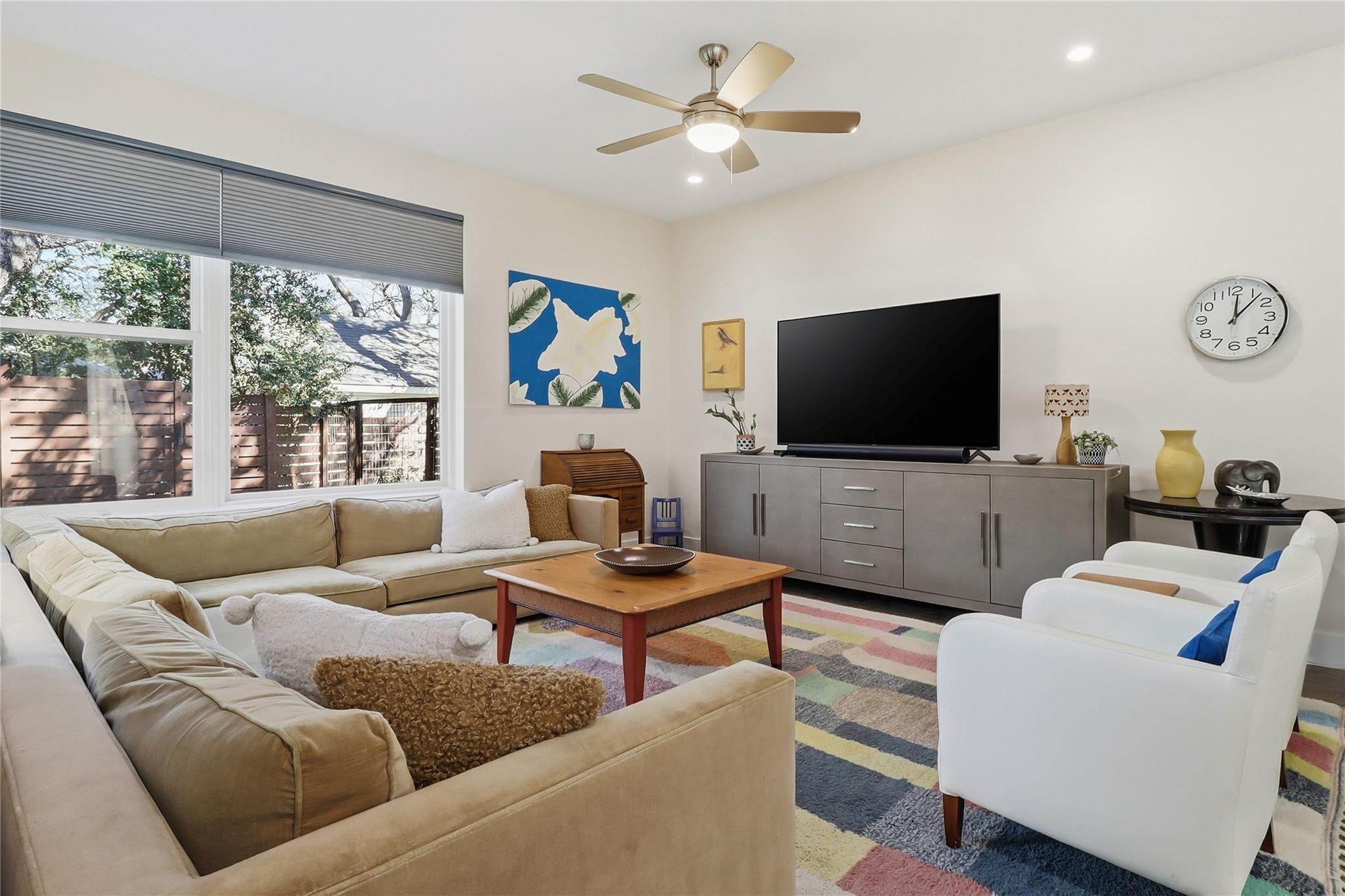 1513 Forest Trl # 3, Austin, TX 78703