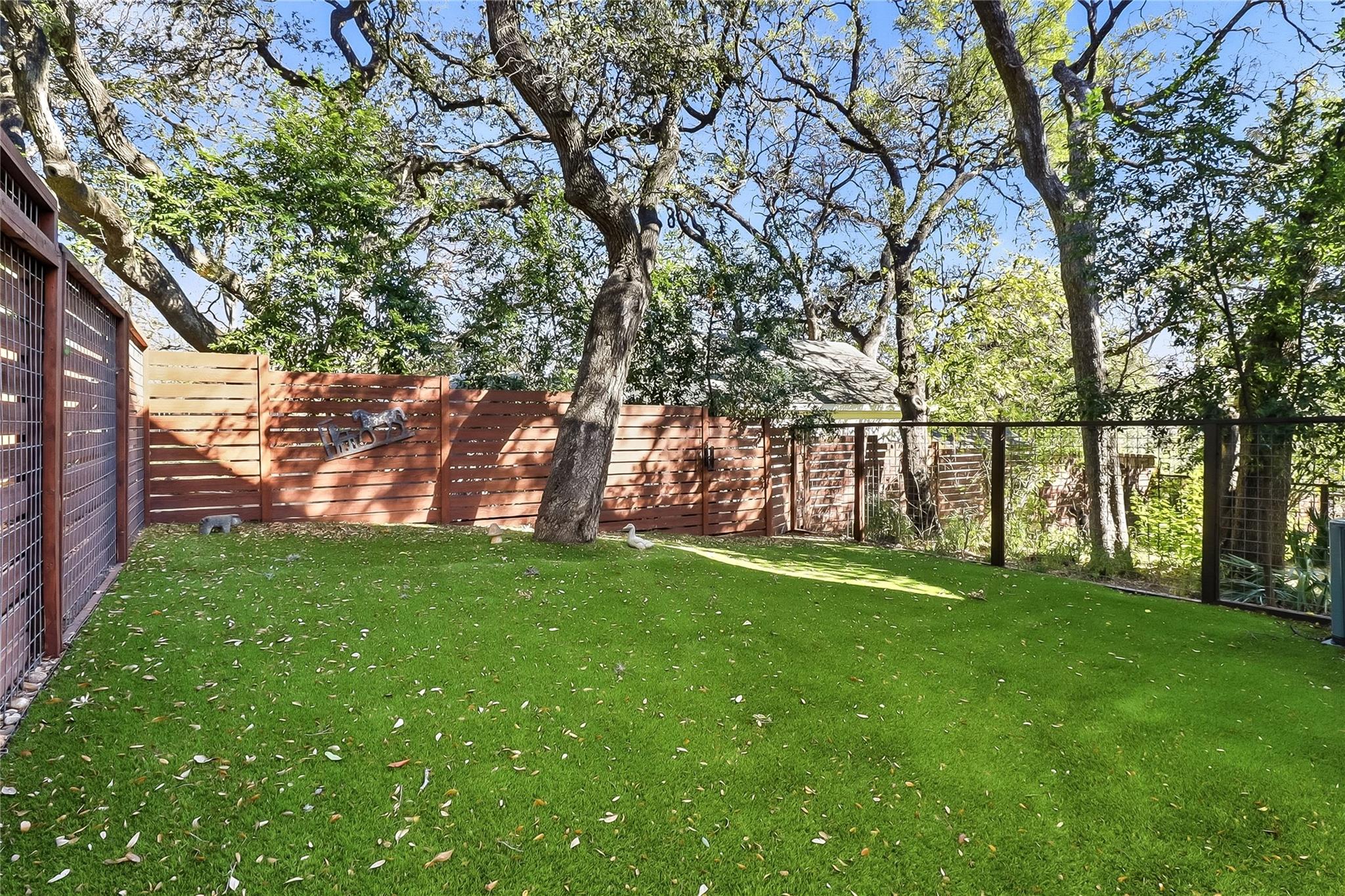 1513 Forest Trl # 3, Austin, TX 78703