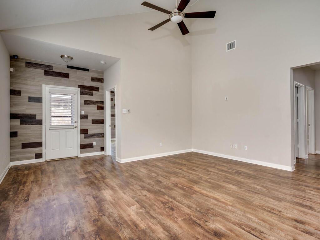 688 Donegal Ln, Georgetown, TX 78626