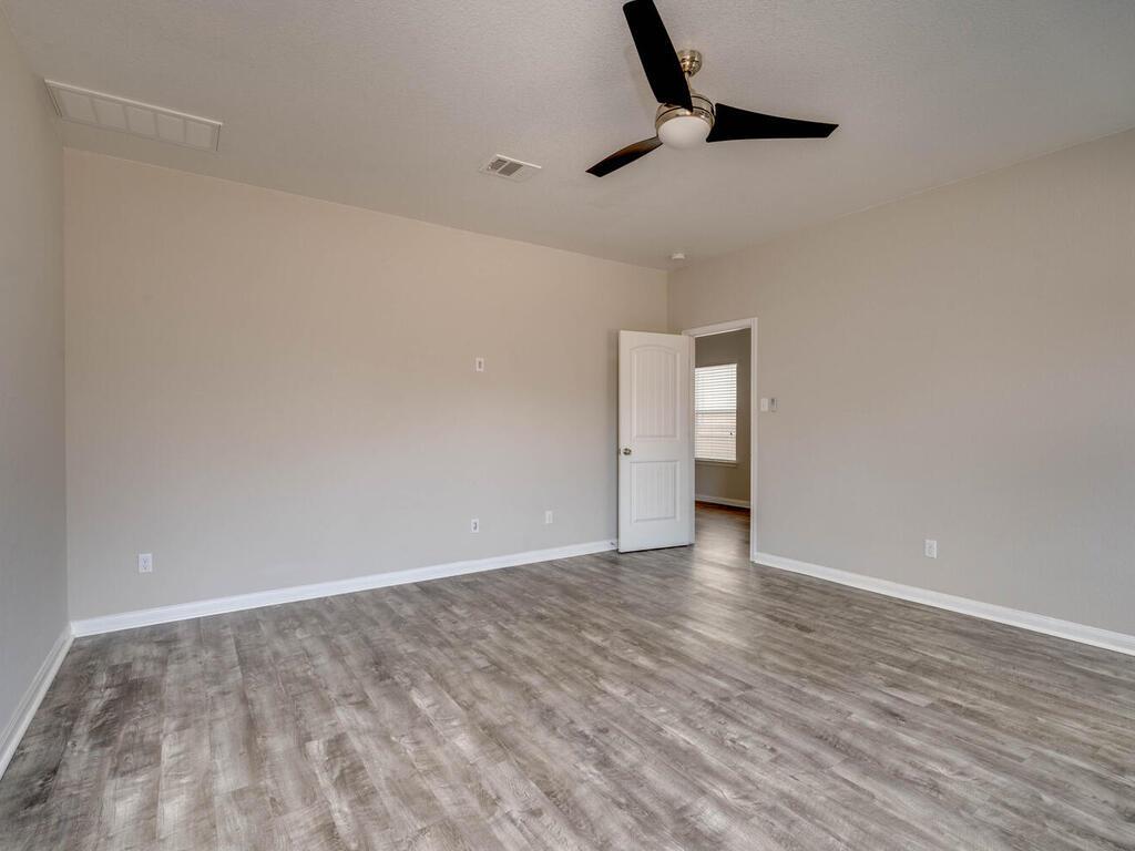 688 Donegal Ln, Georgetown, TX 78626