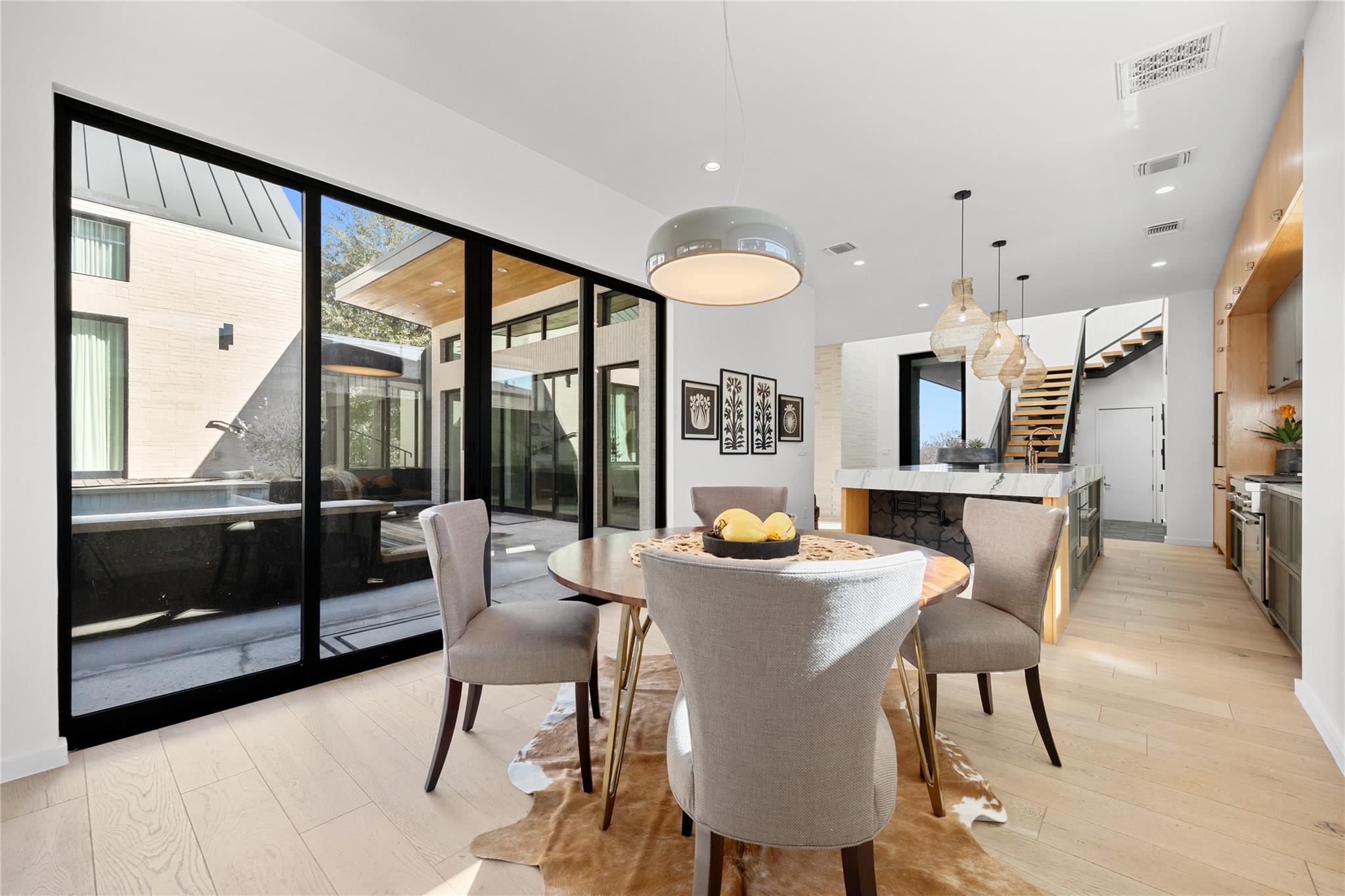 7805 Lazy River Cv, Austin, TX 78730