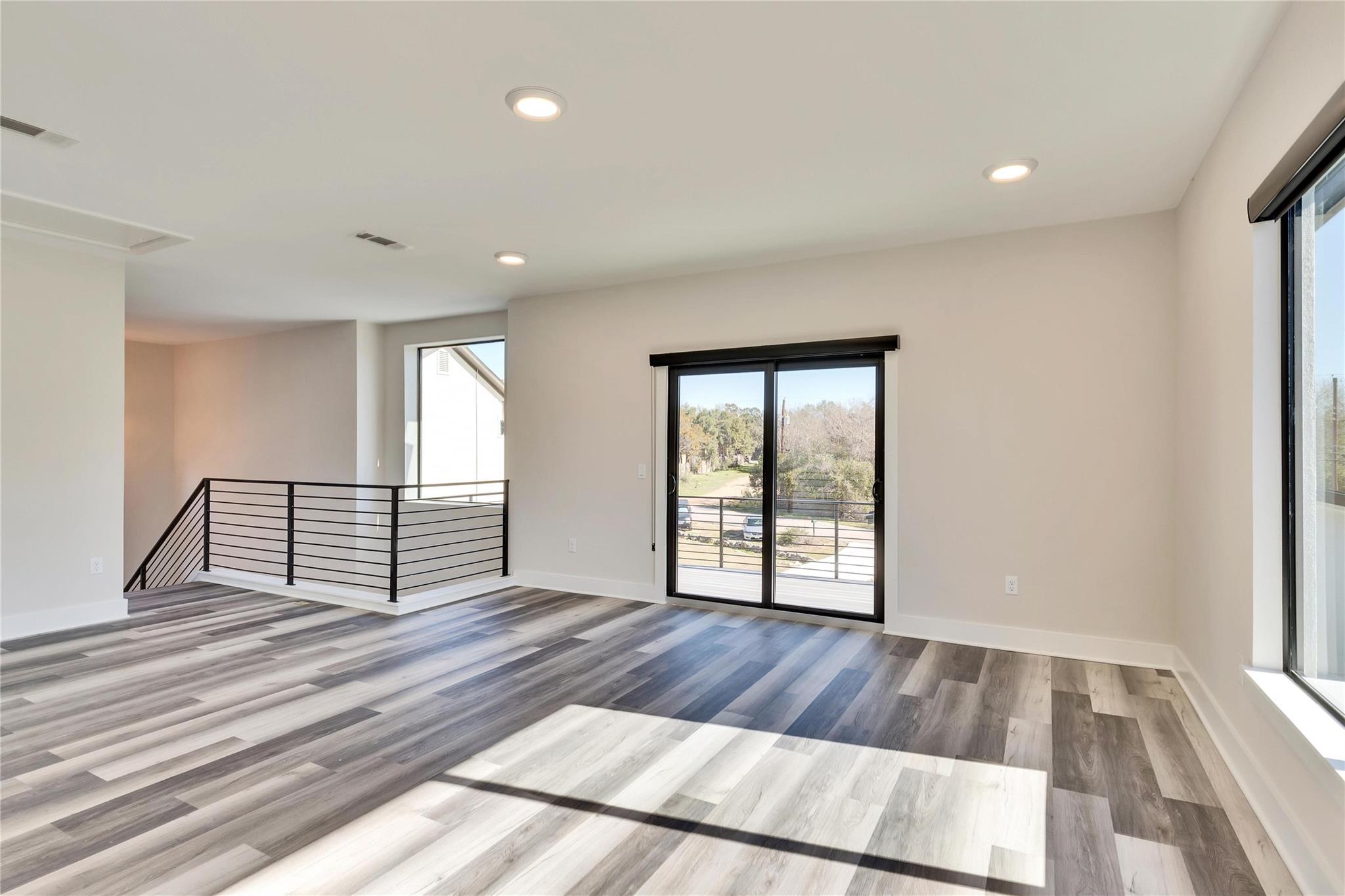 1304 Minnie Dr, Austin, TX 78732