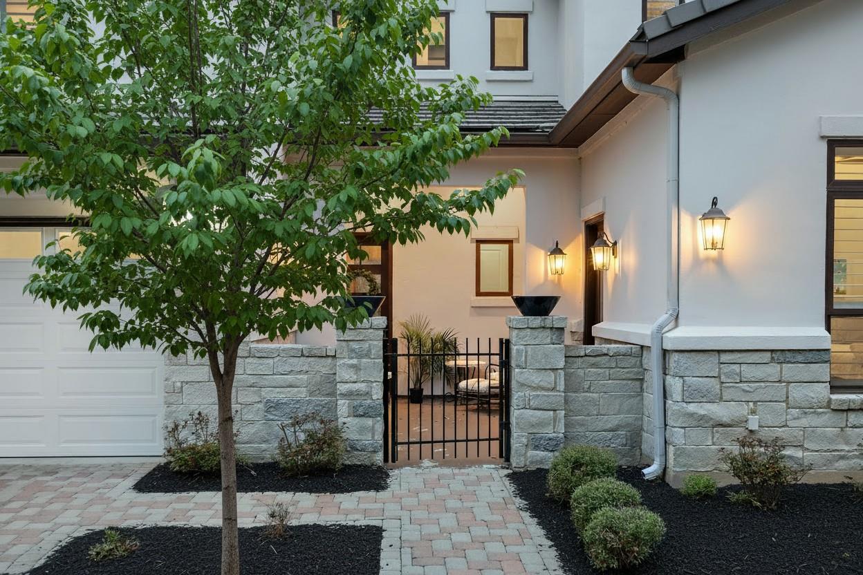 107 Cascading Waters Pl, Lakeway, TX 78734