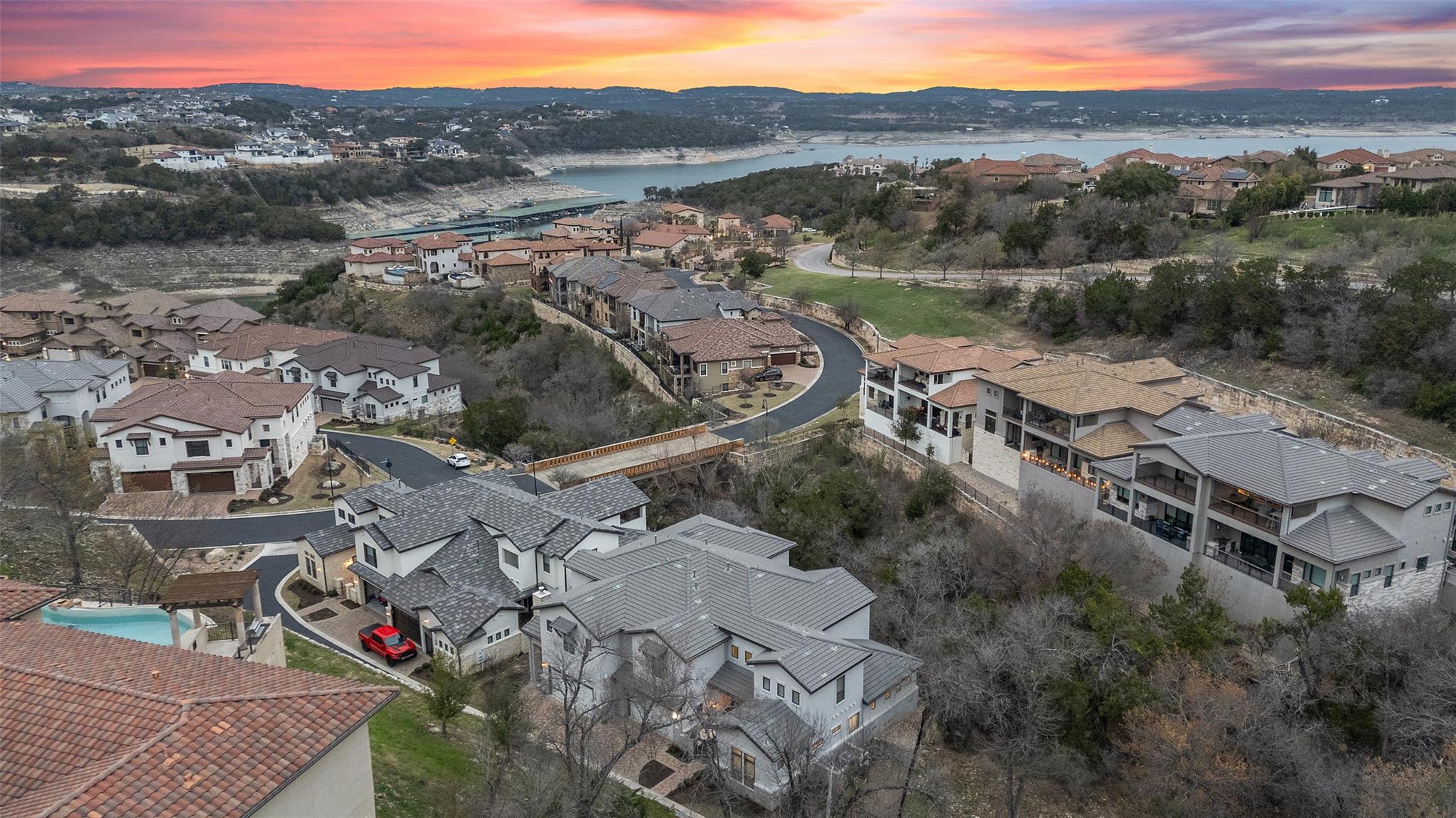 107 Cascading Waters Pl, Lakeway, TX 78734