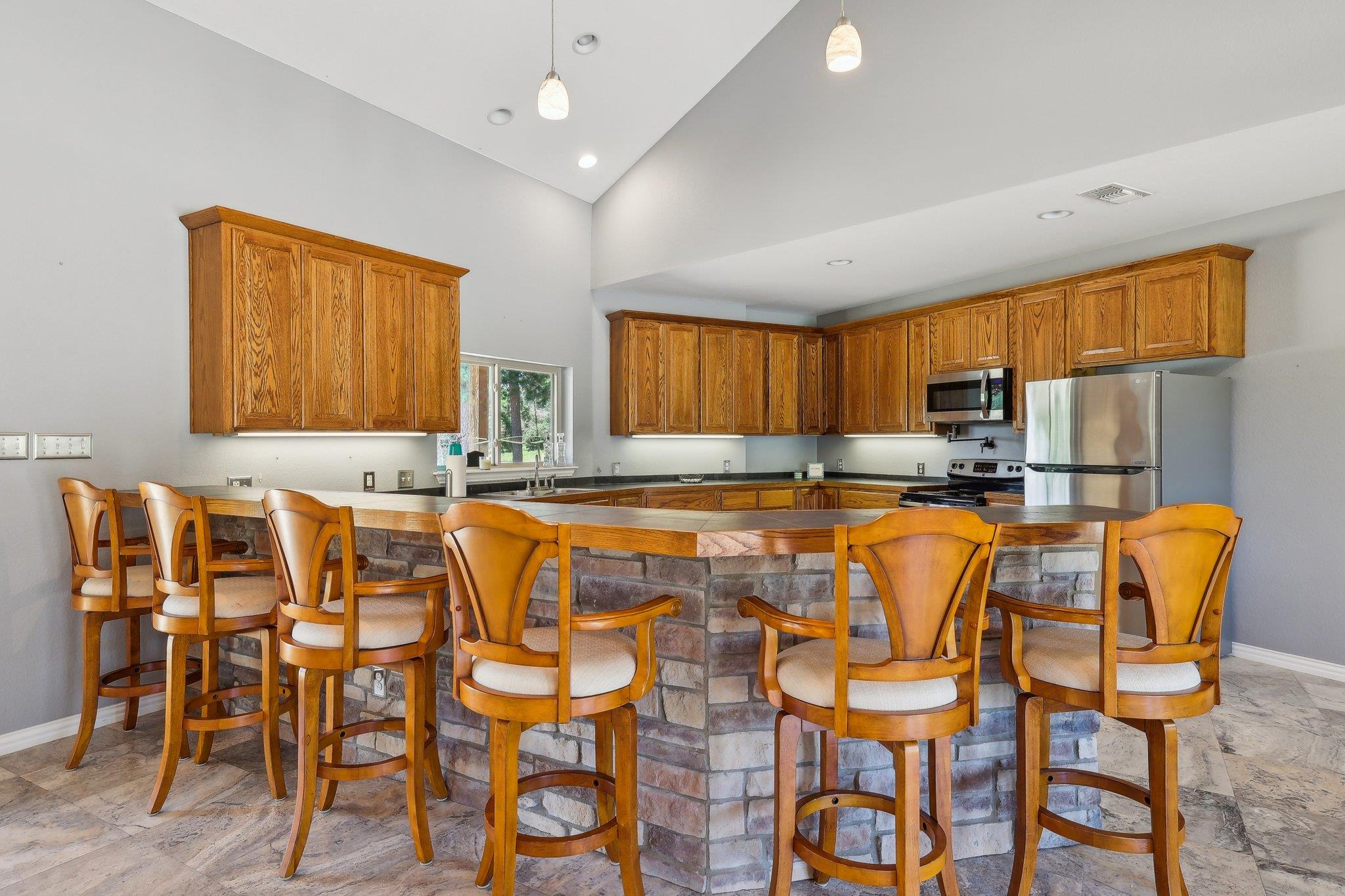 129 Country Air Dr, Bastrop, TX 78602