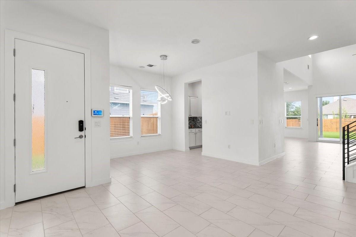 7201 Garnet Mill Ln, Austin, TX 78744